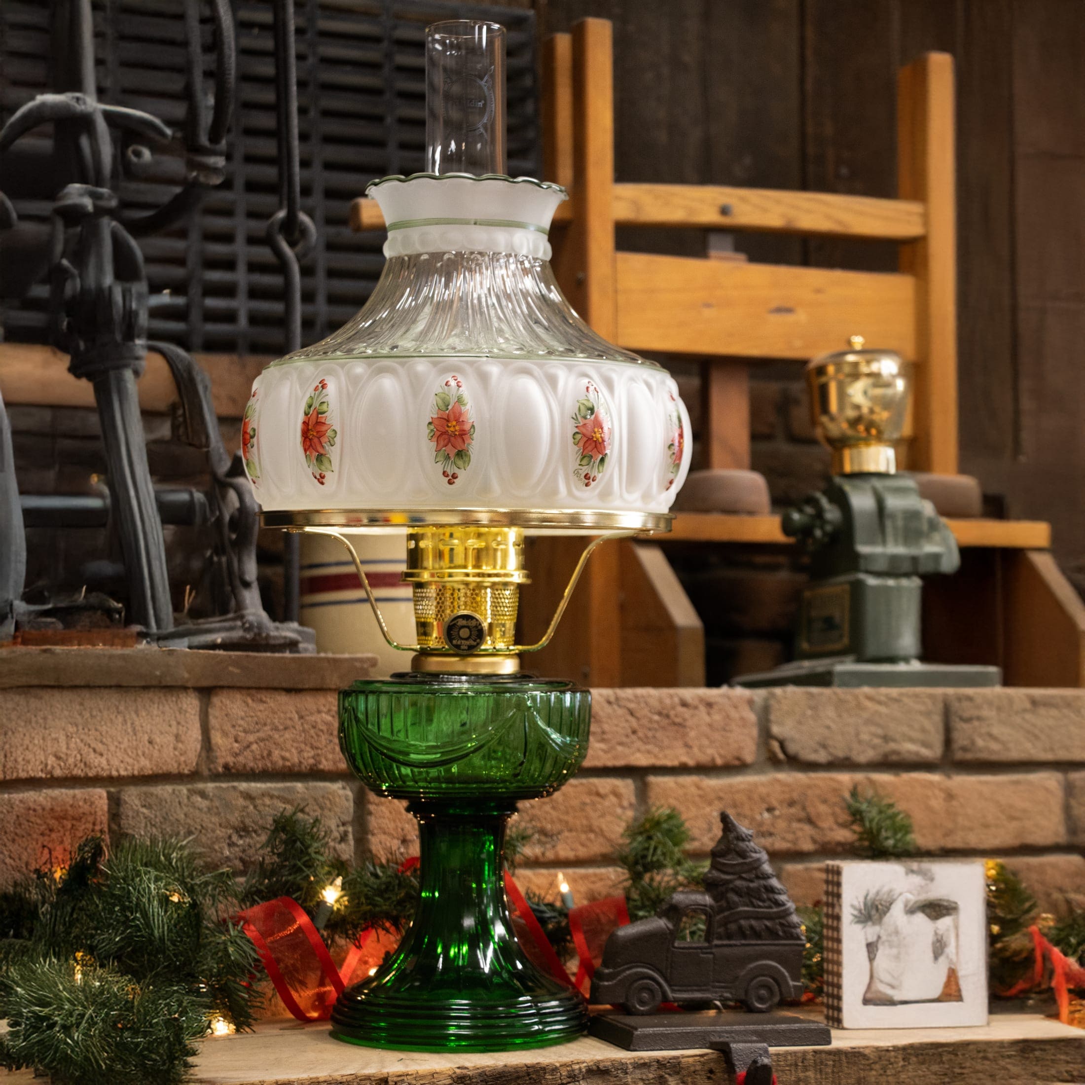 Lehman's Aladdin Lincoln Drape Oil Lamp - Traditional Classic