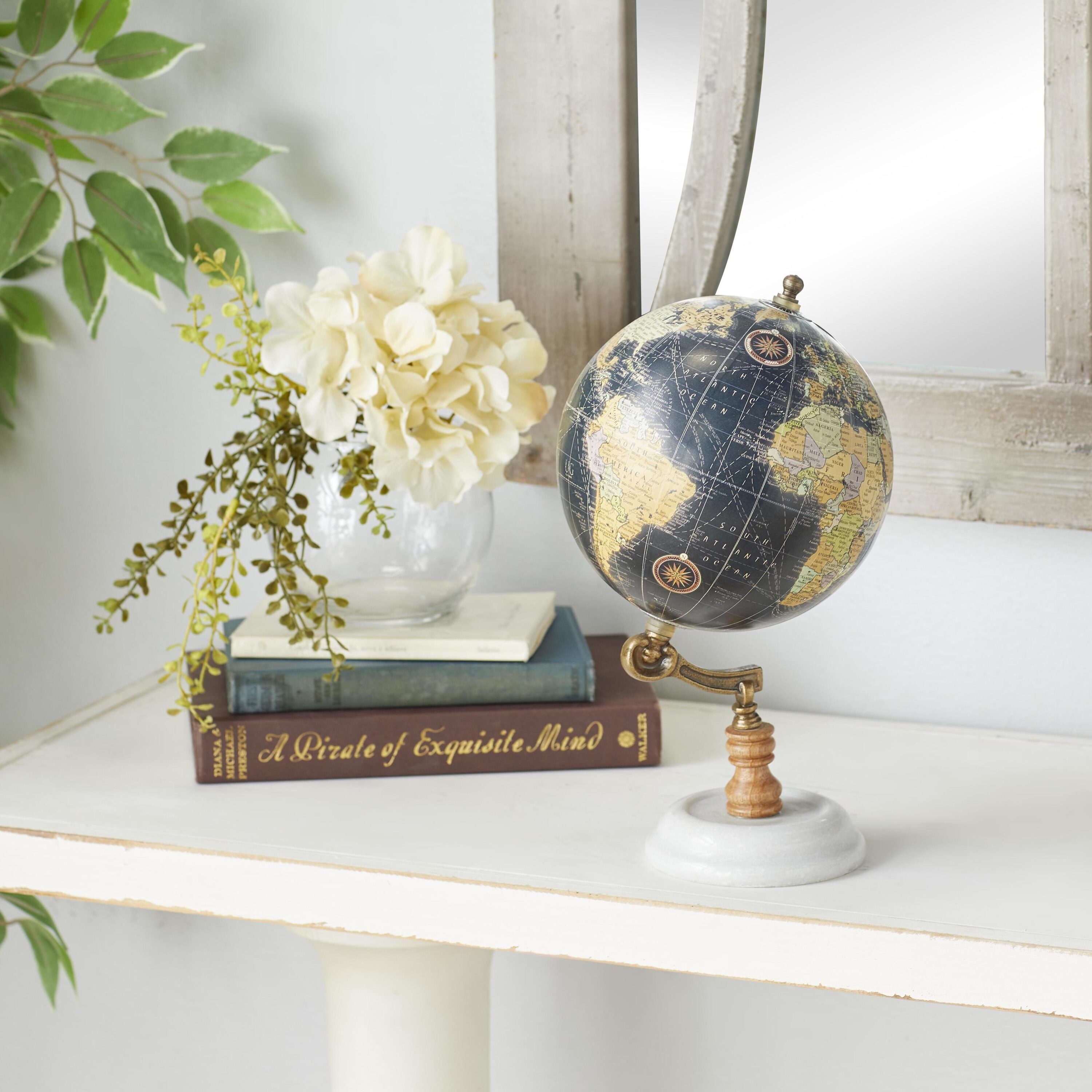 Grayson Lane 94450 Black Marble Modern Decorative globe