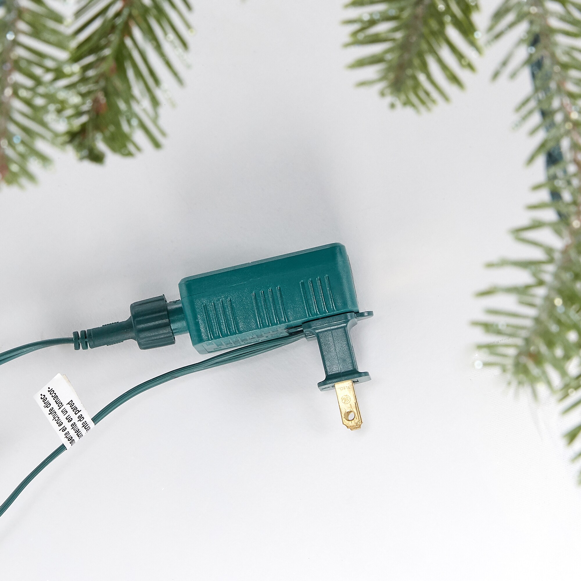 GE 21118LO Artificial-Christmas-Trees - View #7