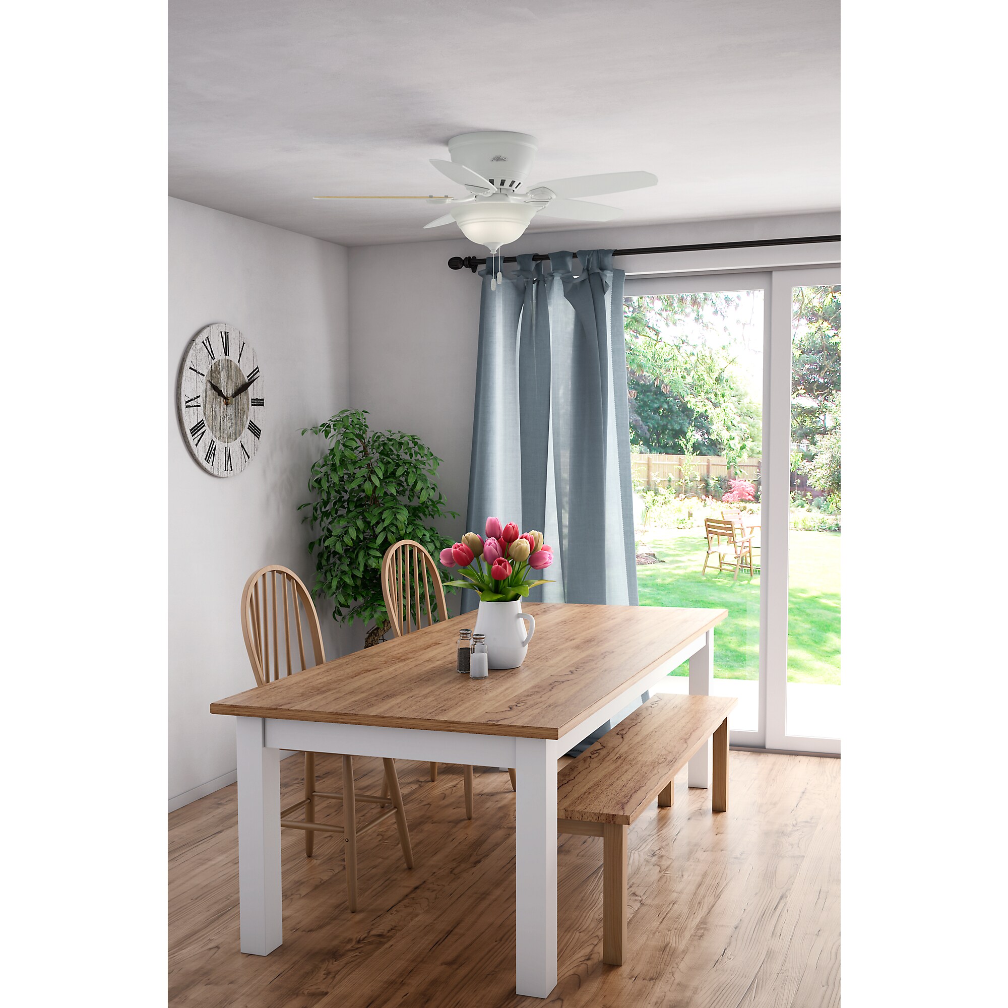 Hunter Louden 46in White Indoor Flush Mount Ceiling Fan (5Blade) in