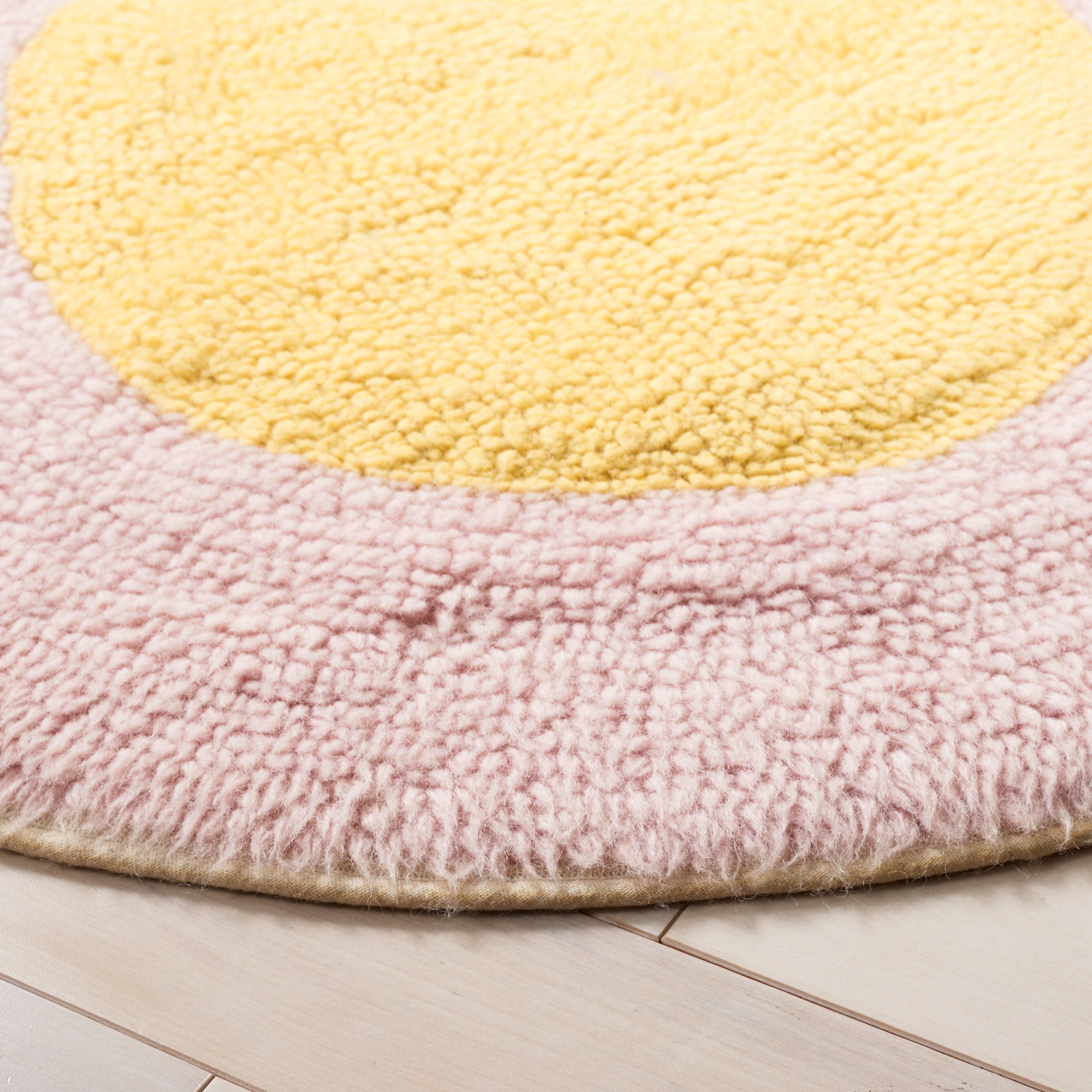 Safavieh VRM475D-6R rugs - View #3