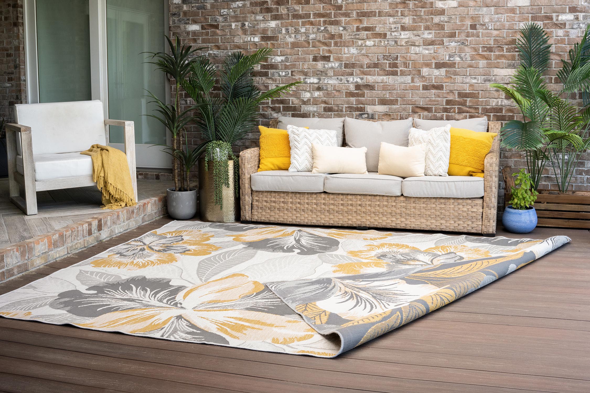 Tayse FLO1417 5X7 Flora 5 x 7 (ft) Loomed Polypropylene Cream Rectangular Indoor/Outdoor Area rug