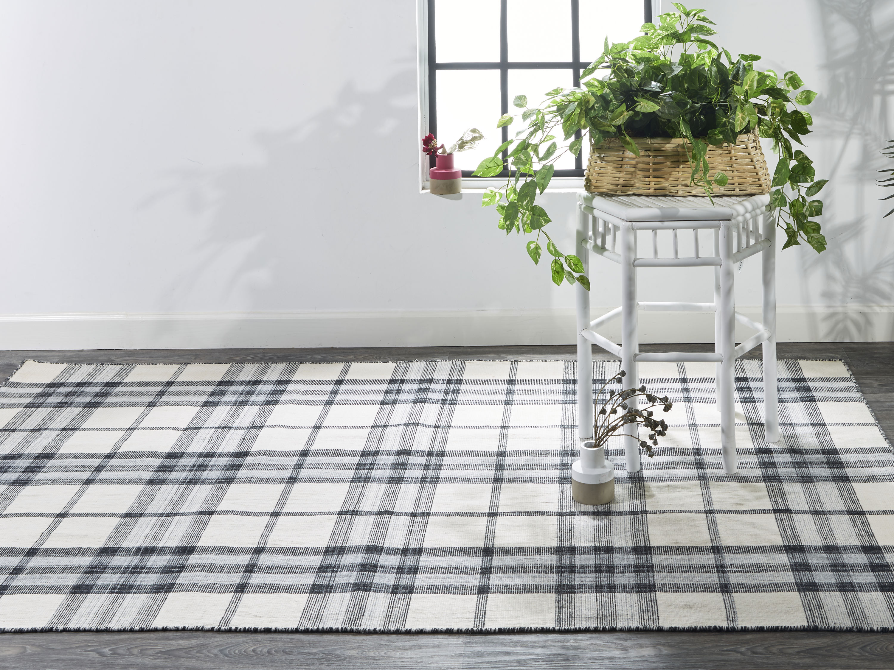 Room Envy 883R0565IVYCHLC50 Jens 4 x 6 (ft) Loomed Polyester Ivory/Sky Blue Rectangular Indoor Stripe Area rug
