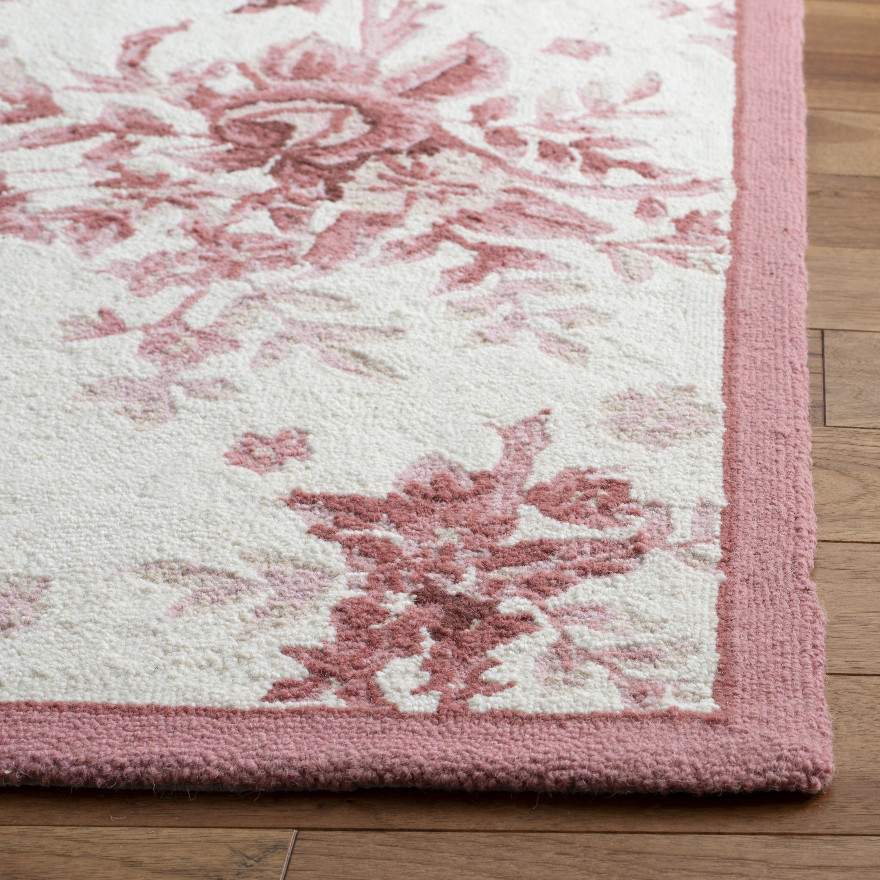 Safavieh HK250C-4 rugs - View #3