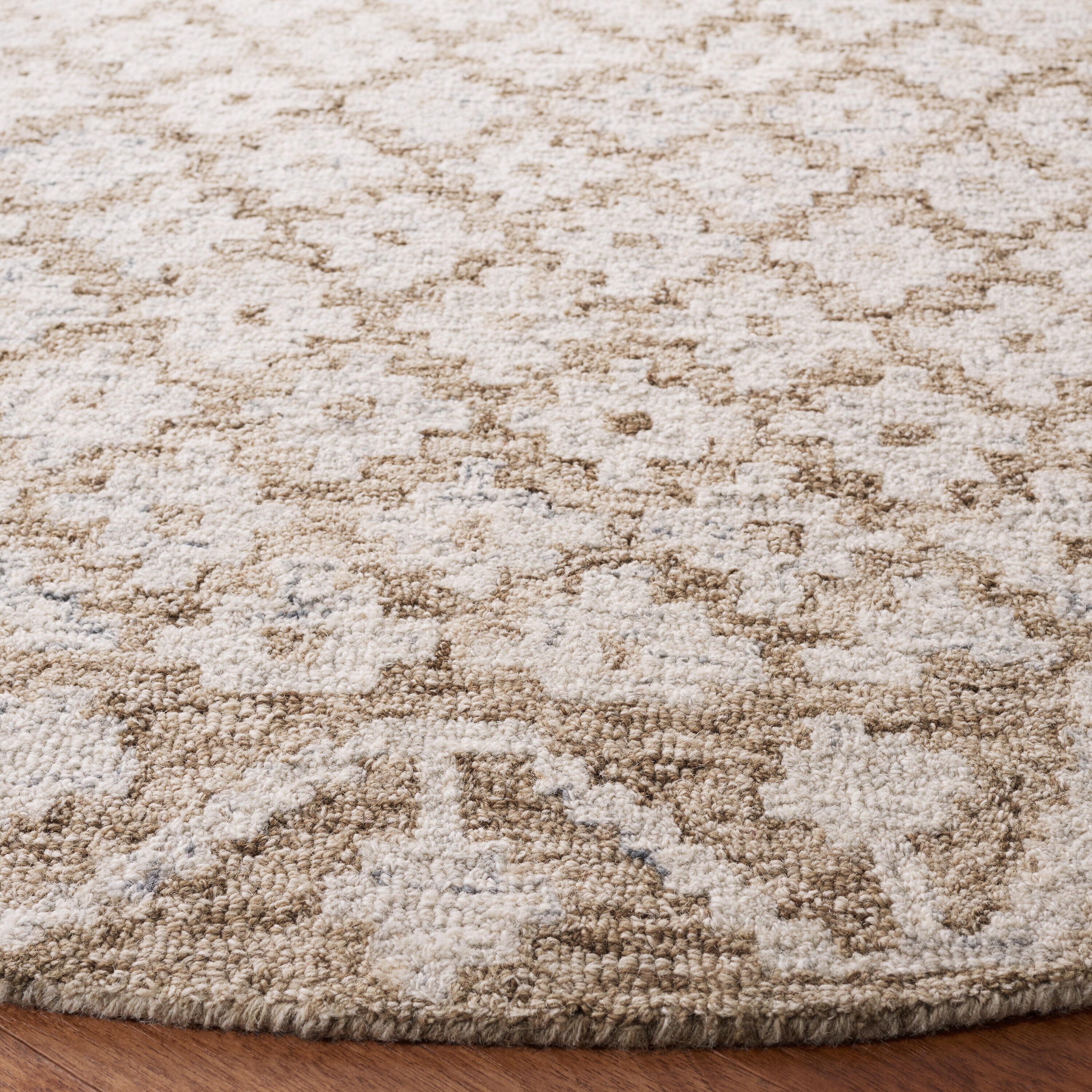 Safavieh MET357W-6R rugs - View #3