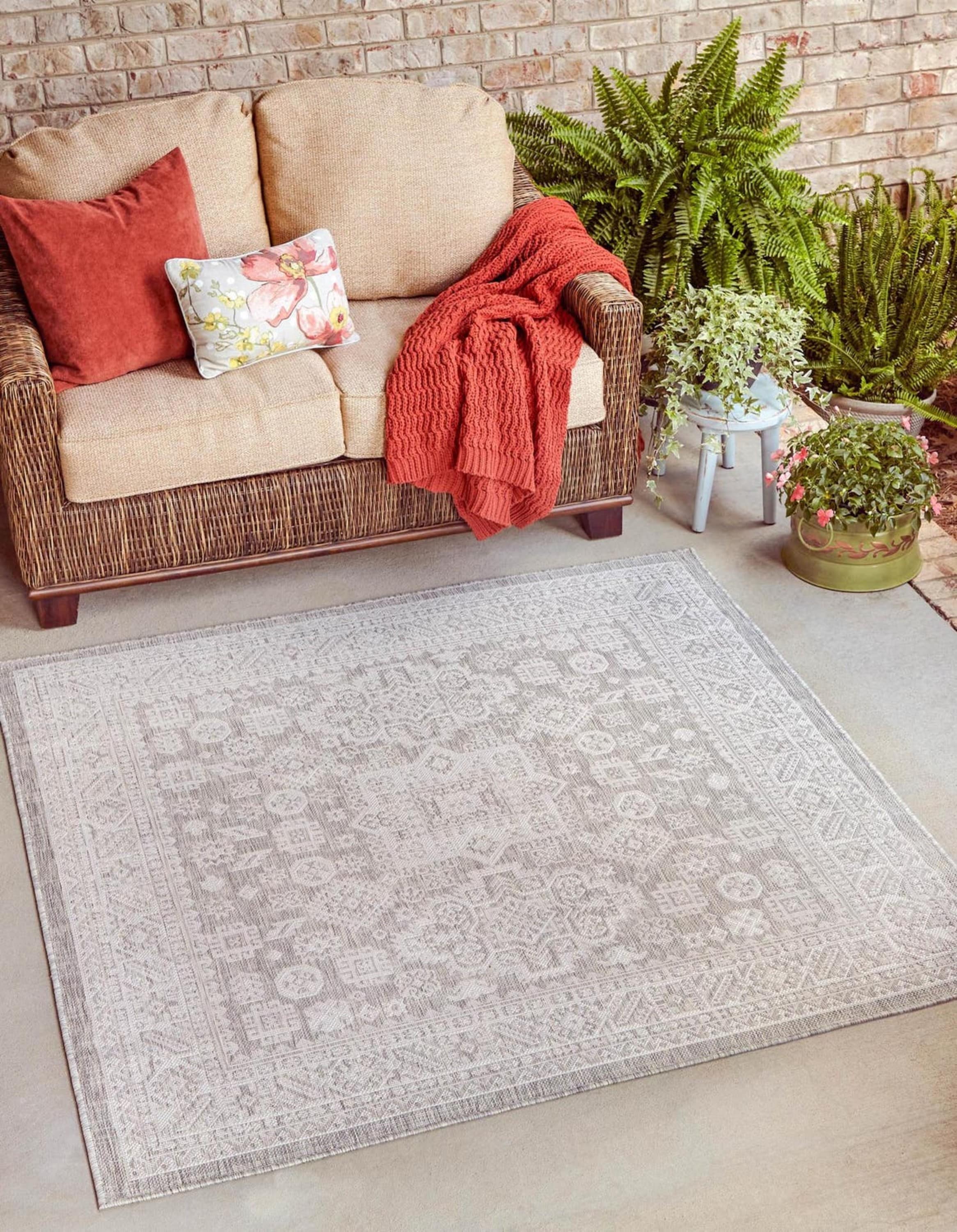 Unique Loom Outdoor Aztec 10 X 10 Yellow Square Indoor/Outdoor Border Area  Rug in the Rugs department at