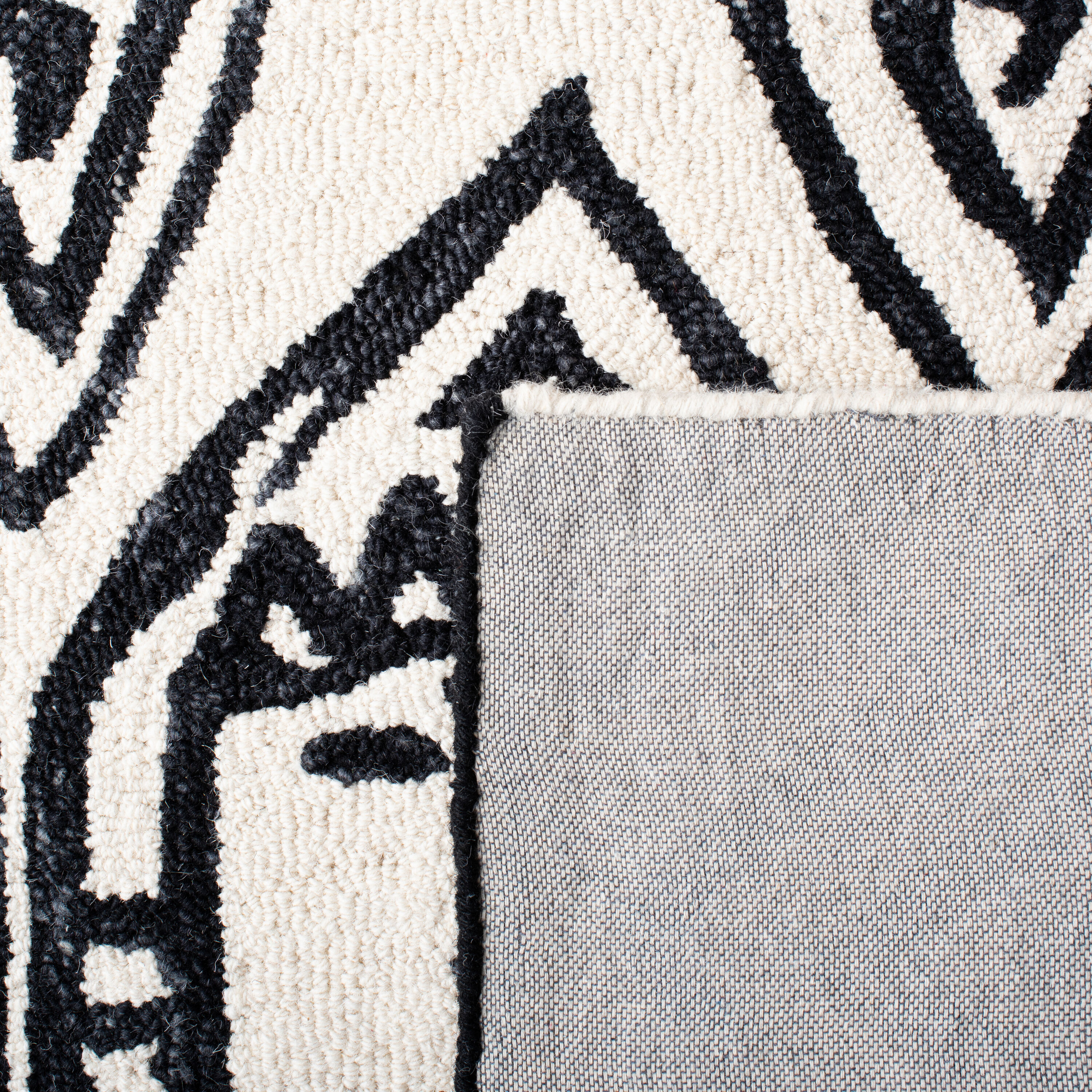 Safavieh MET404Z-5 rugs - View #3