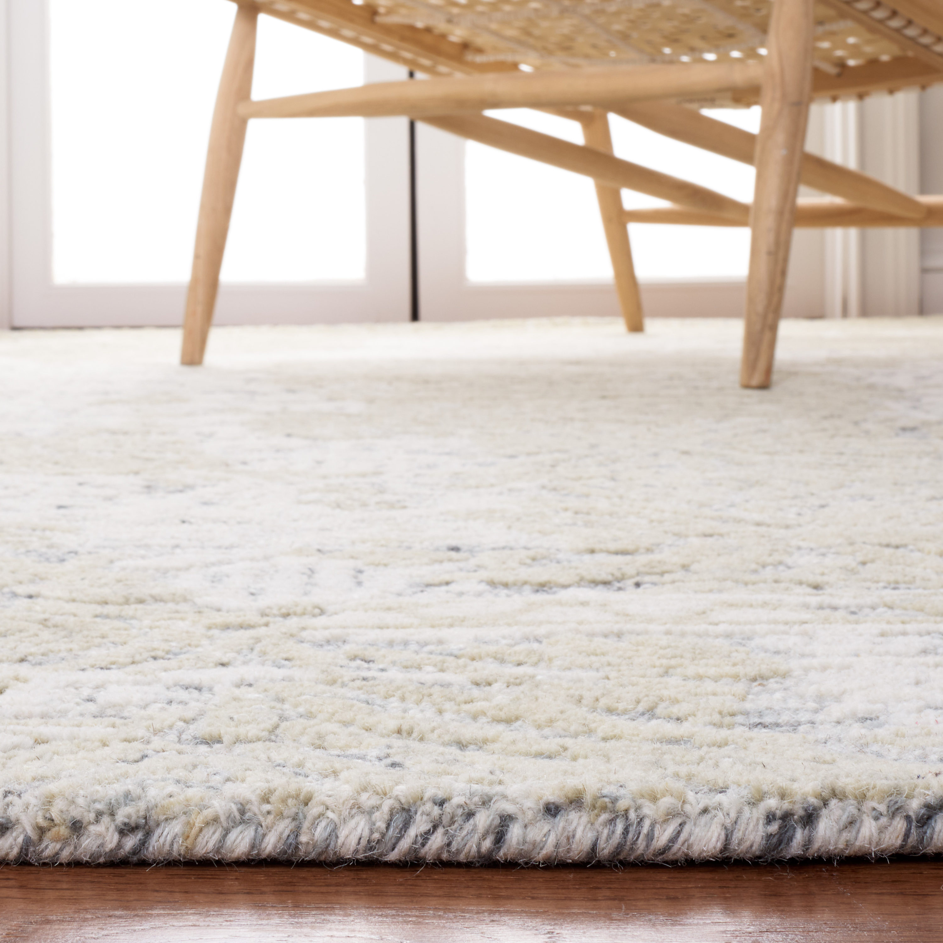Safavieh MET905F-6SQ rugs - View #7