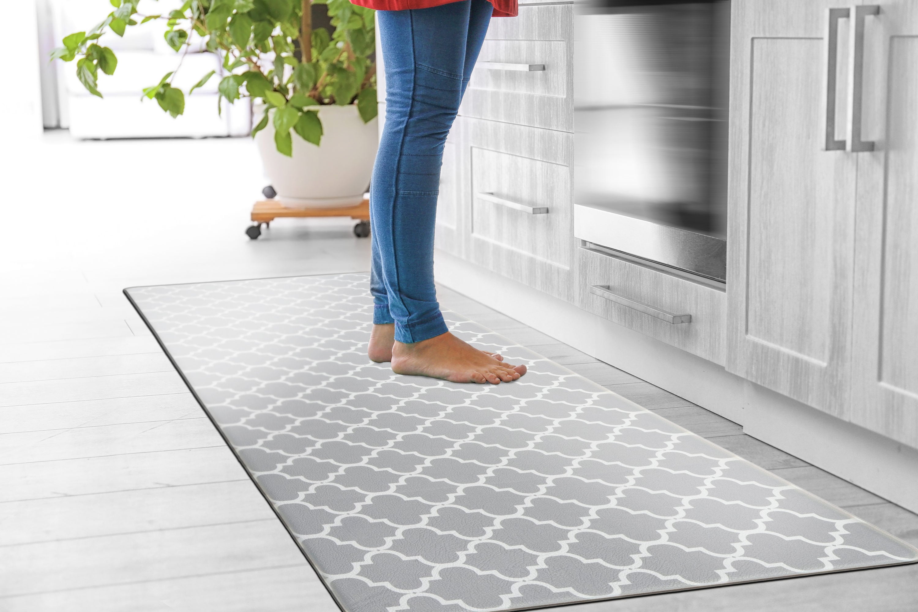 Gray and White PVC Modern Trellis Anti-Fatigue Mat 18" x 47"