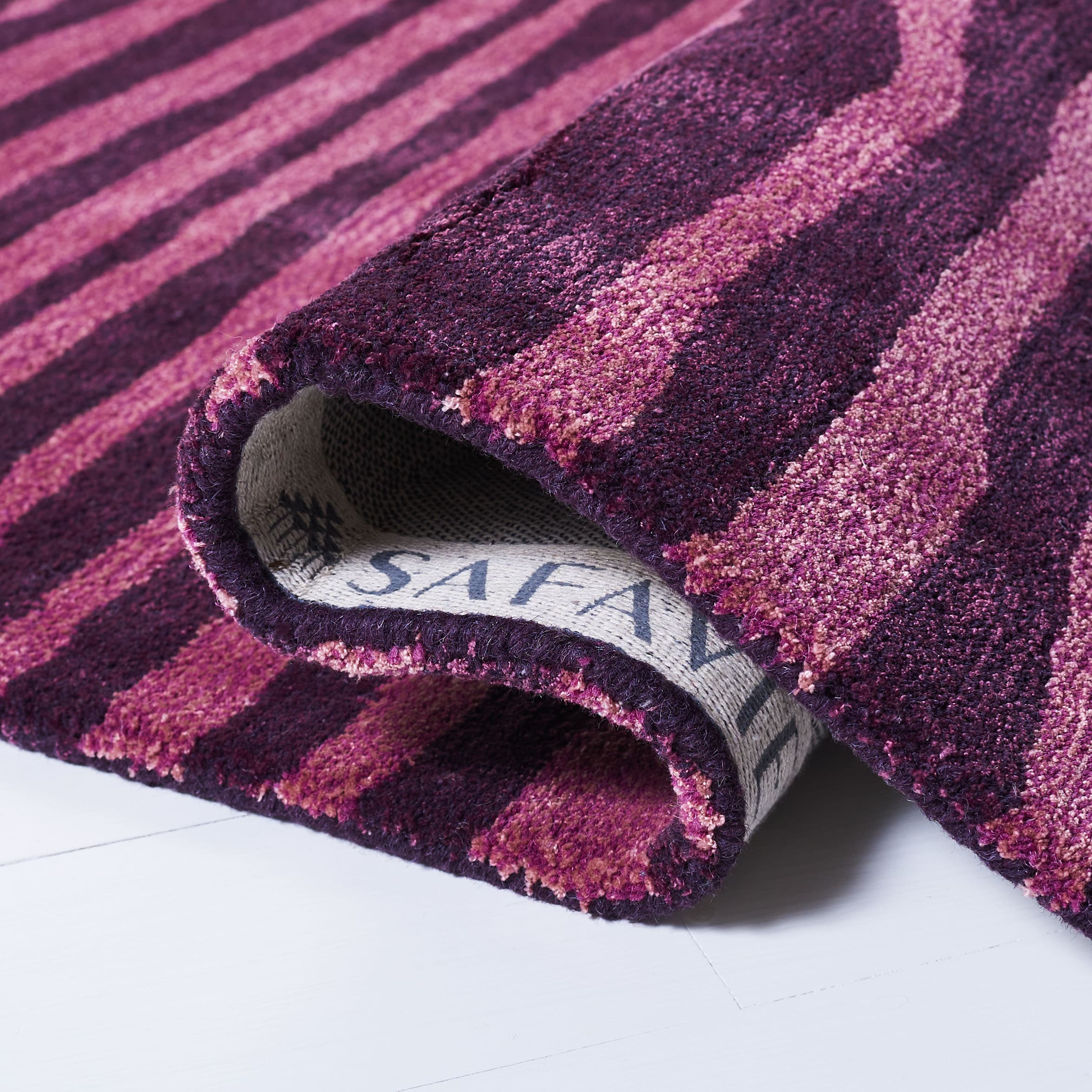 Safavieh SOH426A-8 rugs - View #4