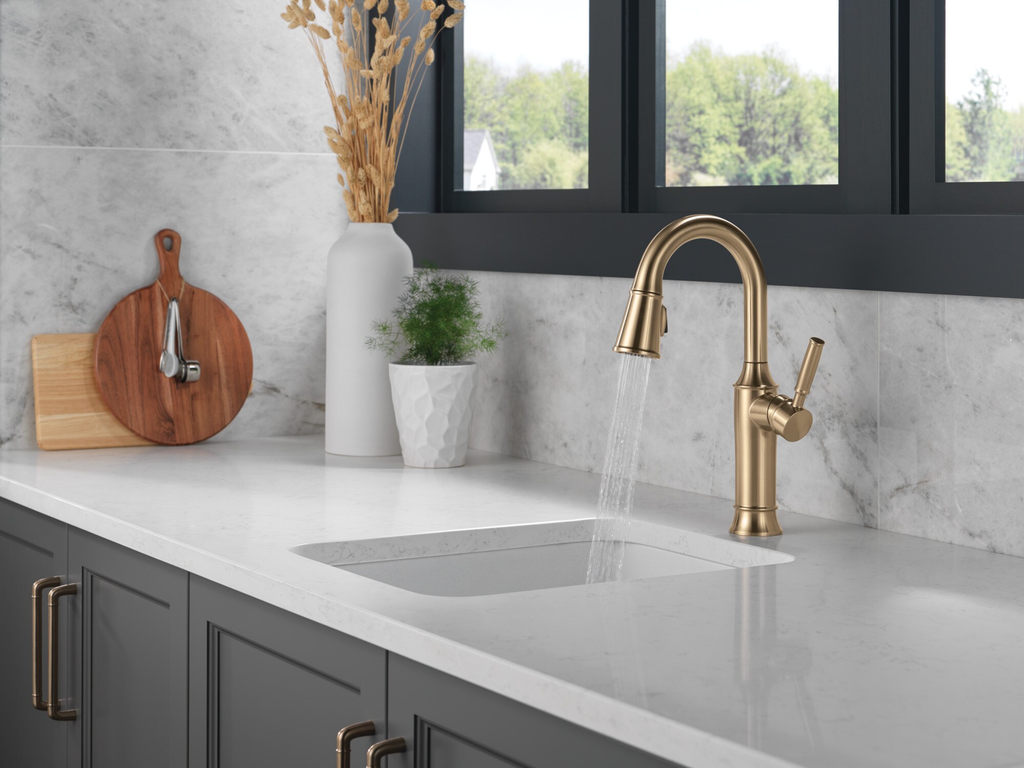 Delta 9984-CZ-PR-DST Kitchen-Faucets - View #12