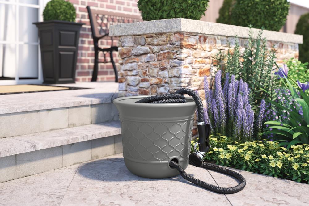 Suncast Farmington Hideaway Outdoor Garden Hose Storage Pot