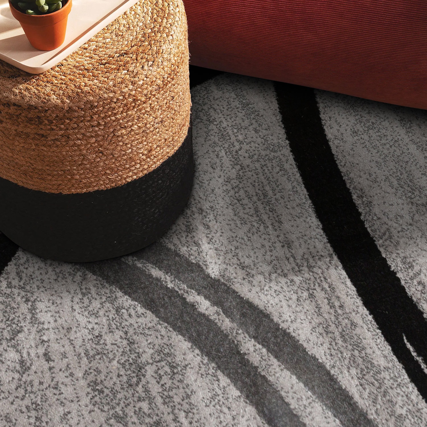 Gray and Black Abstract Circles 6'6" Round Area Rug