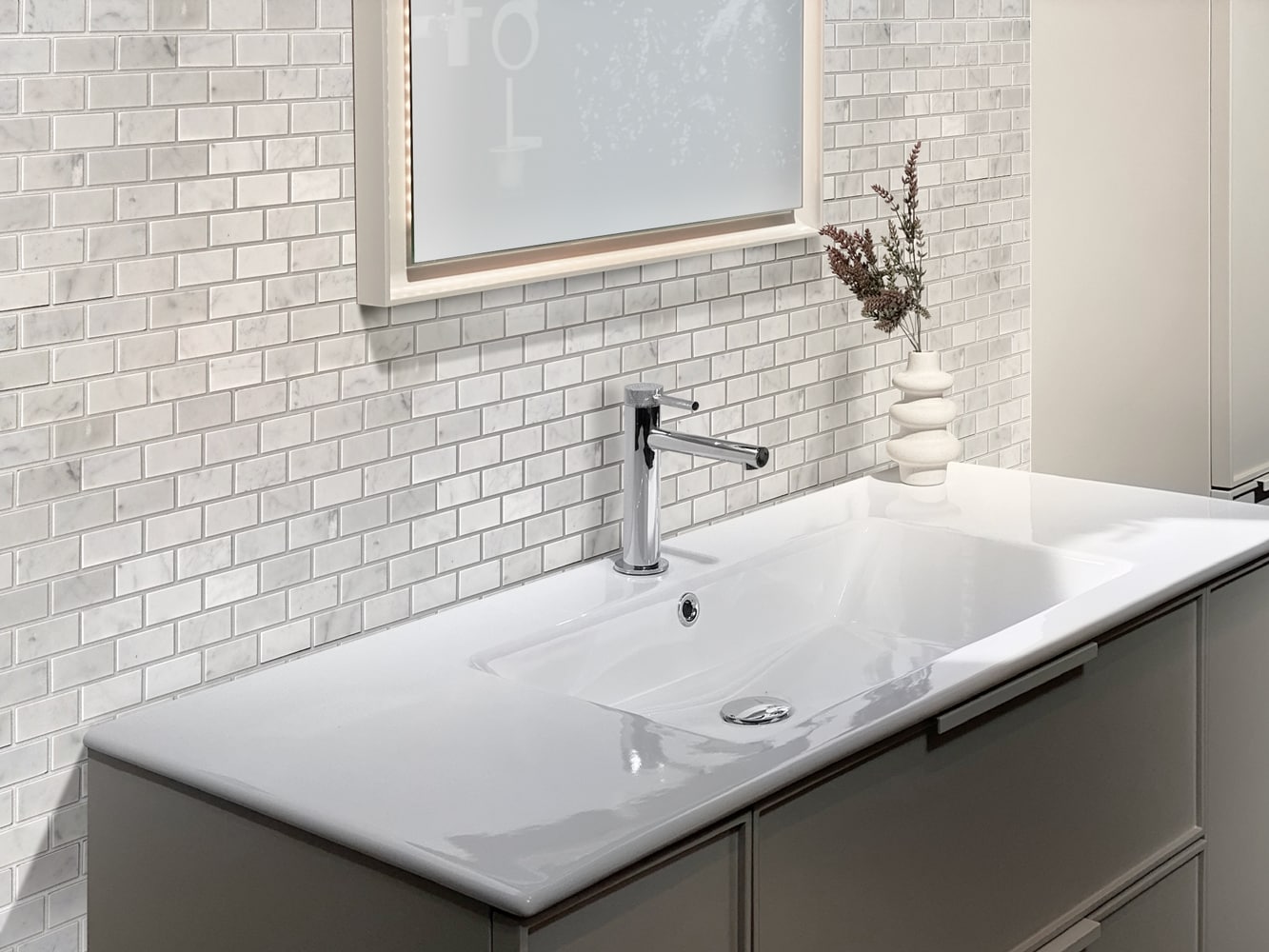 Apollo Tile APLKB88R03HASAMPLE Tile-Samples - View #2