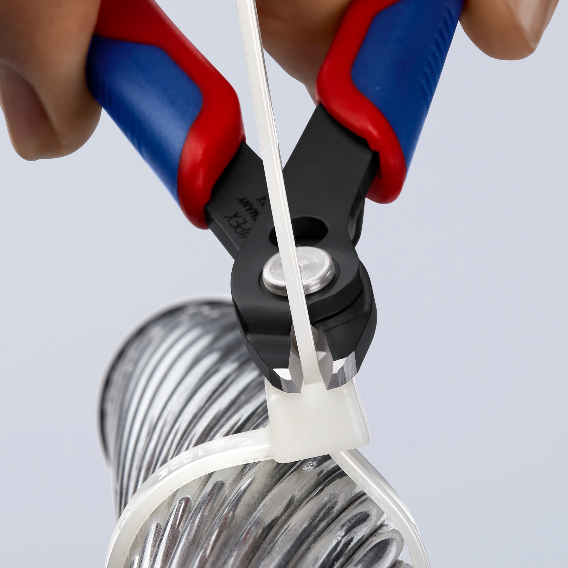 KNIPEX 78 61 140 sidecutters - View #4
