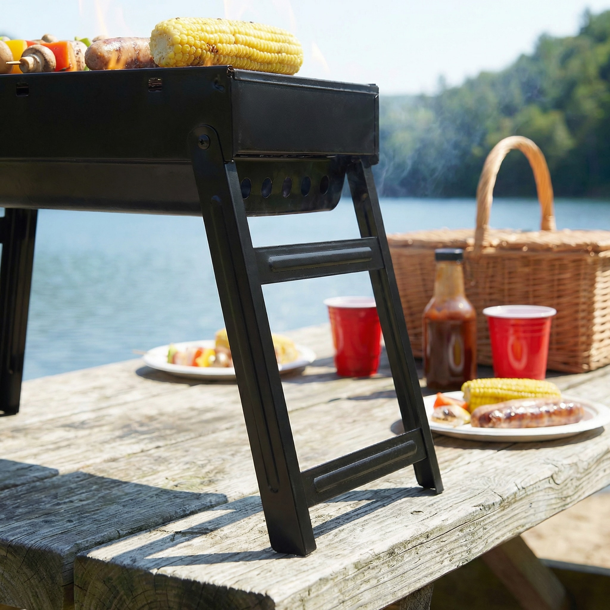 Gardenised 216-Sq. in Standing Black Portable Charcoal Grill in