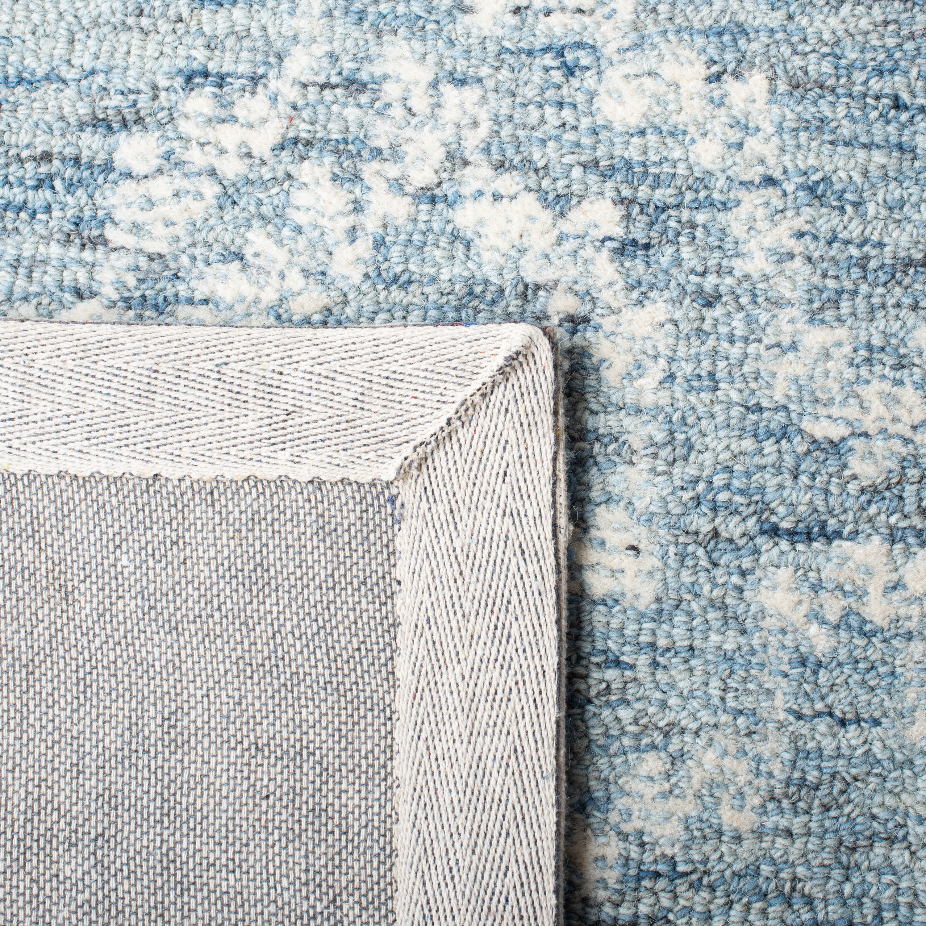 Safavieh MET801M-4 rugs - View #3