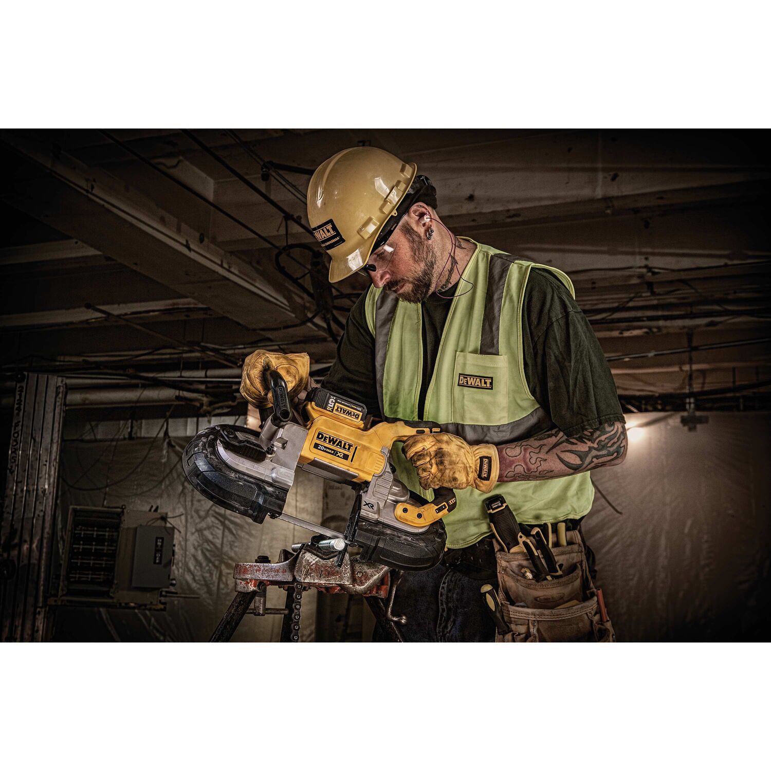 DEWALT DCS374P2 Portable-Bandsaws - View #14