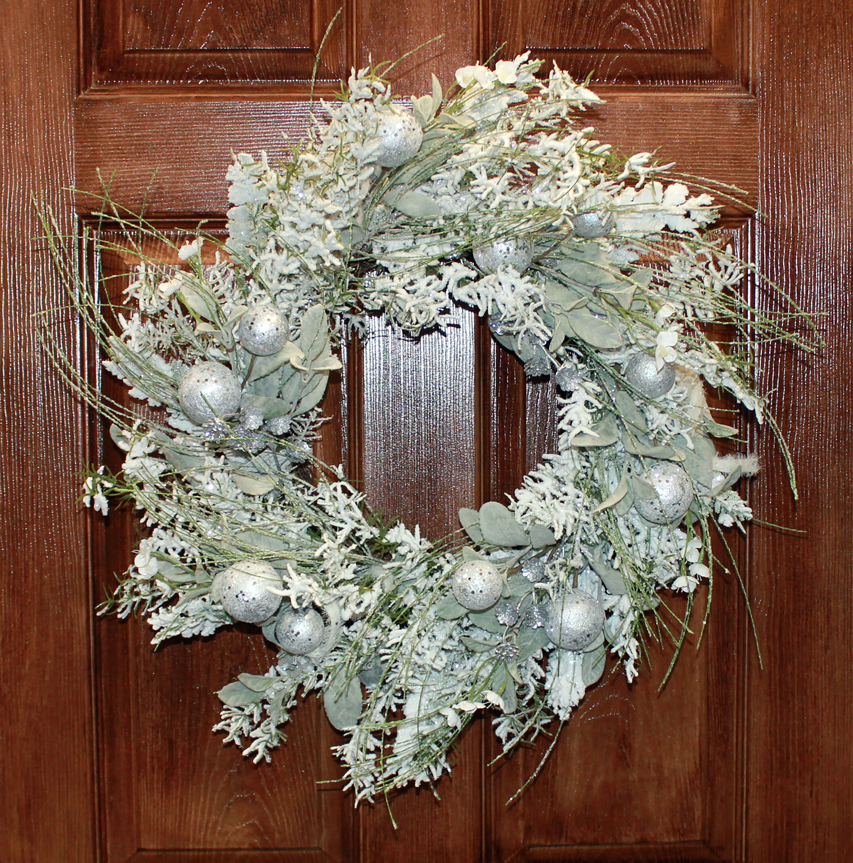 Worth Imports 9993 Artificial-Christmas-Wreaths - View #4