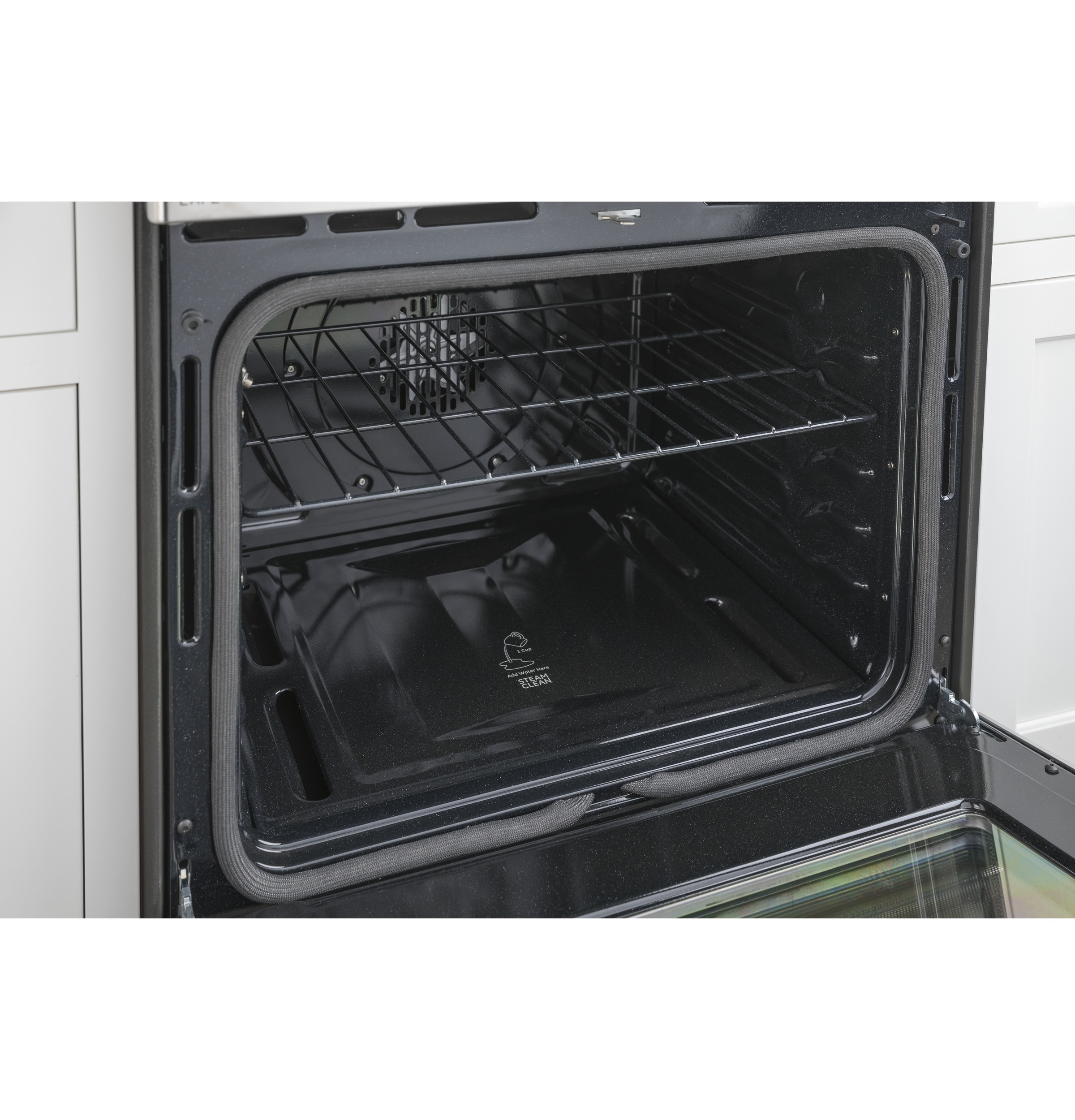 GE PB935YPFS Profile 30 Fingerprint Resistant Stainless Steel Electric Range with Air Fry - Convection