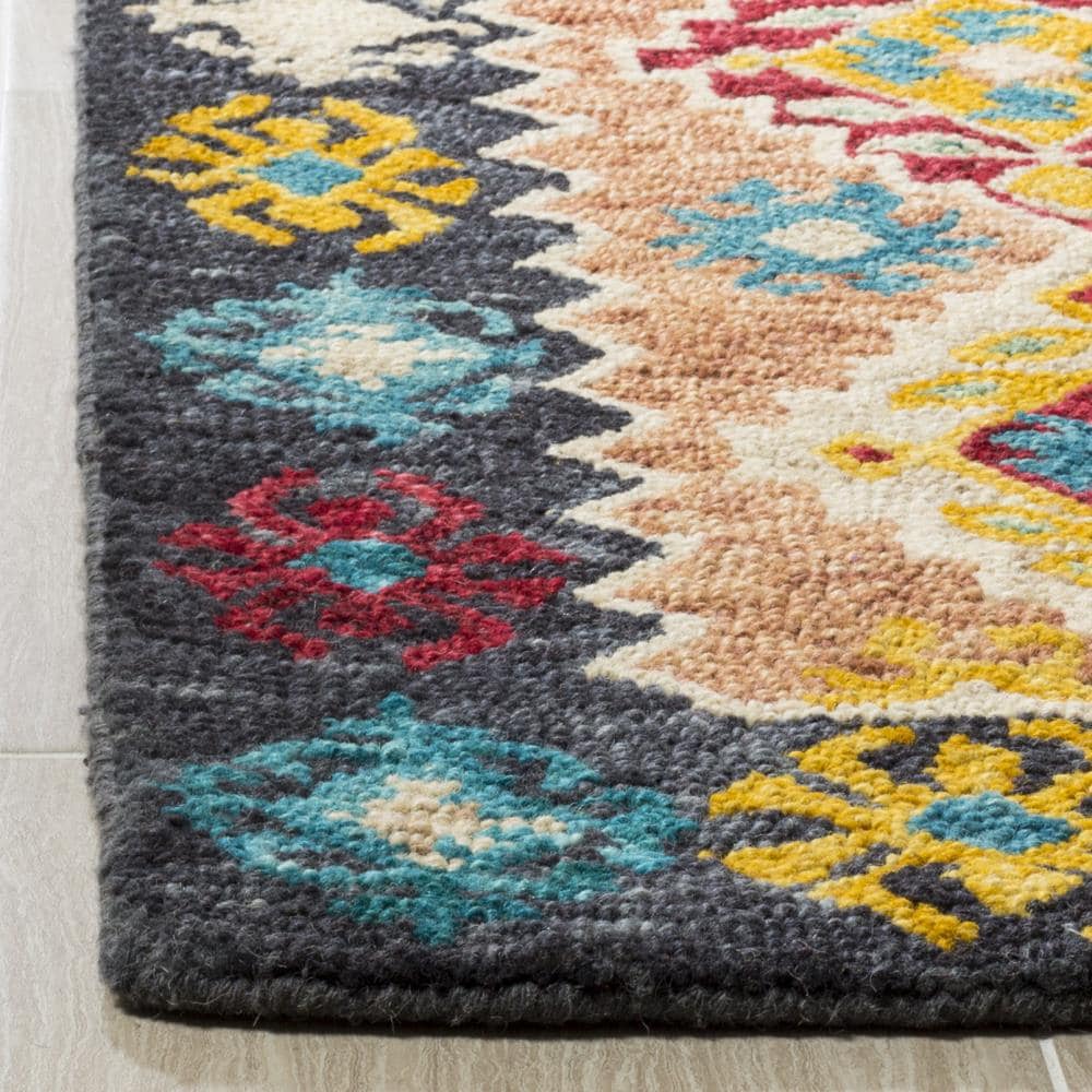 Safavieh APN508B-7SQ rugs - View #3