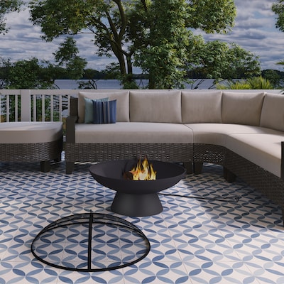 Black Steel Wood Burning Fire Pit, Can You Put A Rug Under Gas Fire Pit