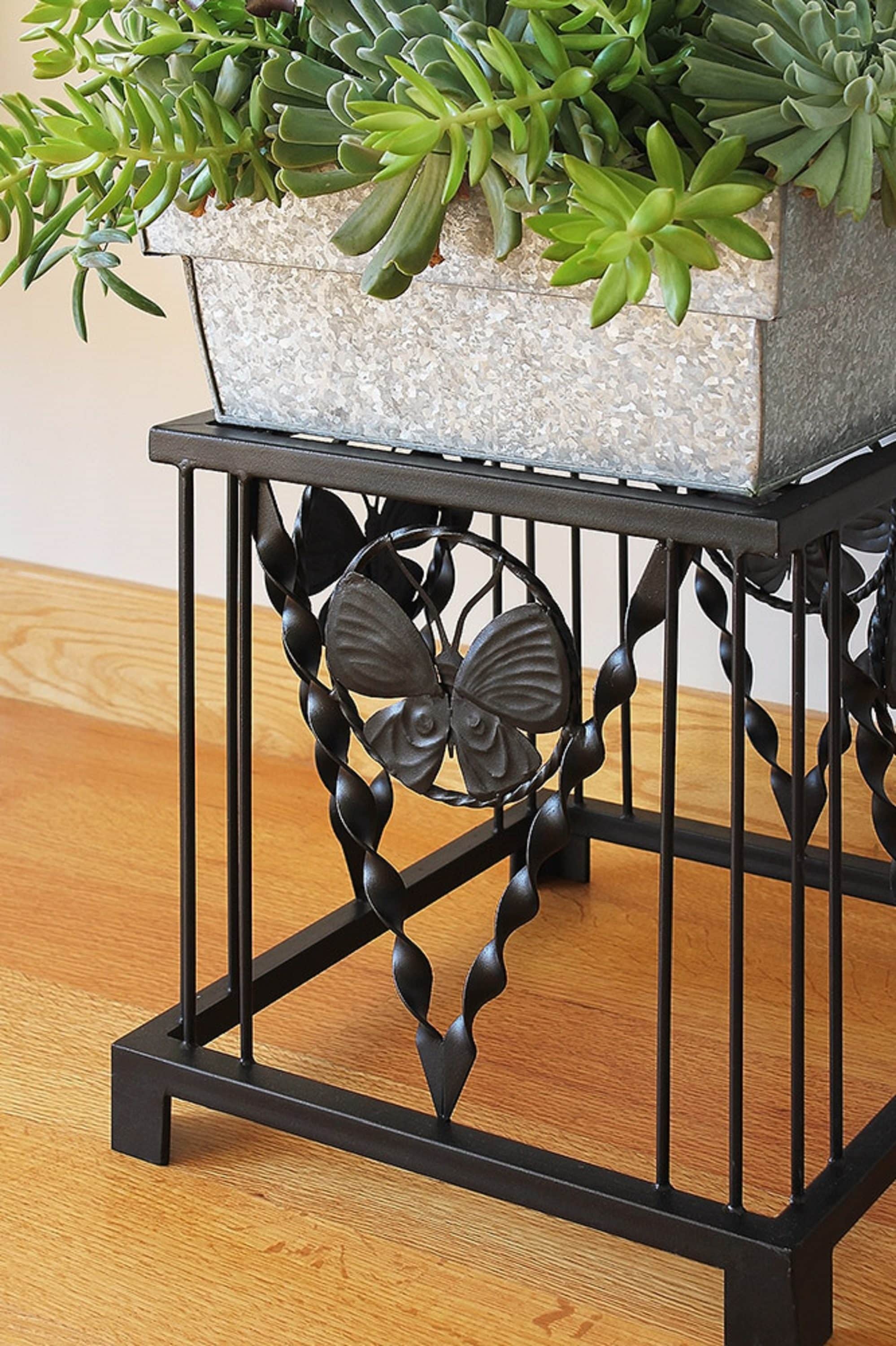 Minuteman International FB-65 Plant-Stand - View #5