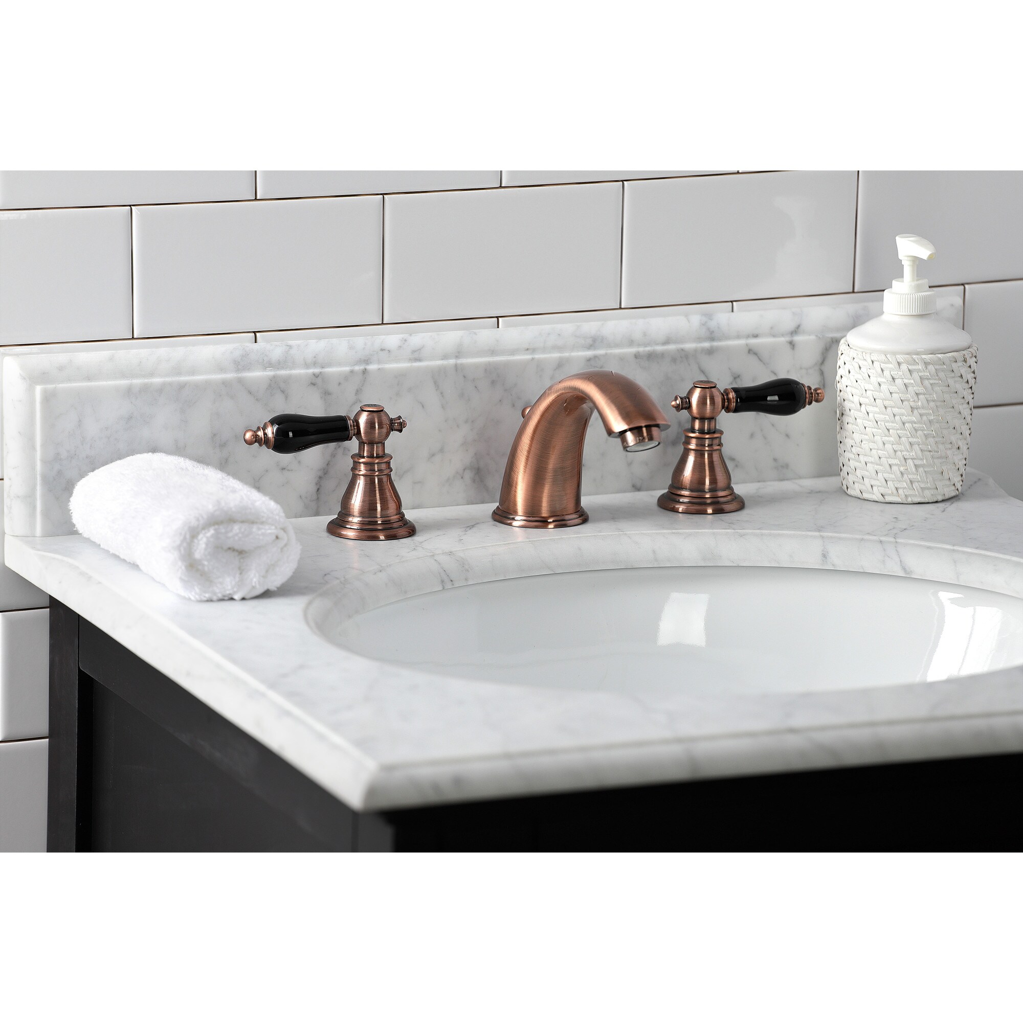 Kingston Brass WLKB966AKL Duchess Antique copper Widespread 2-handle Low-arc Residential Handle Bathroom Sink Faucet with Drain