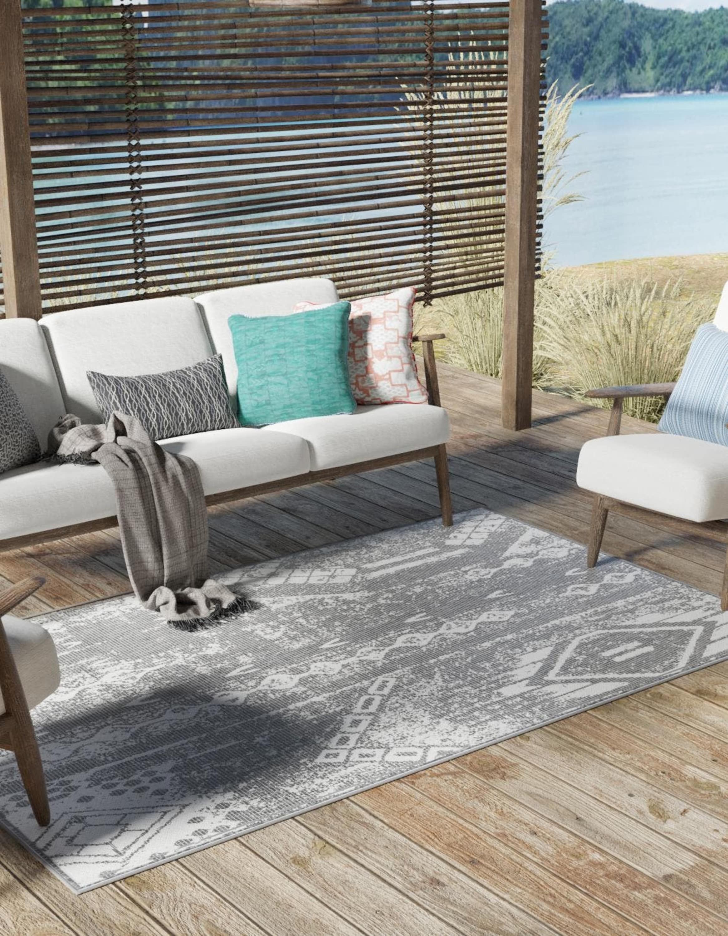 Unique Loom 3181019 Outdoor Bohemian 10 x 13 (ft) Loomed Polypropylene Charcoal Gray Rectangular Indoor/Outdoor Abstract Area rug