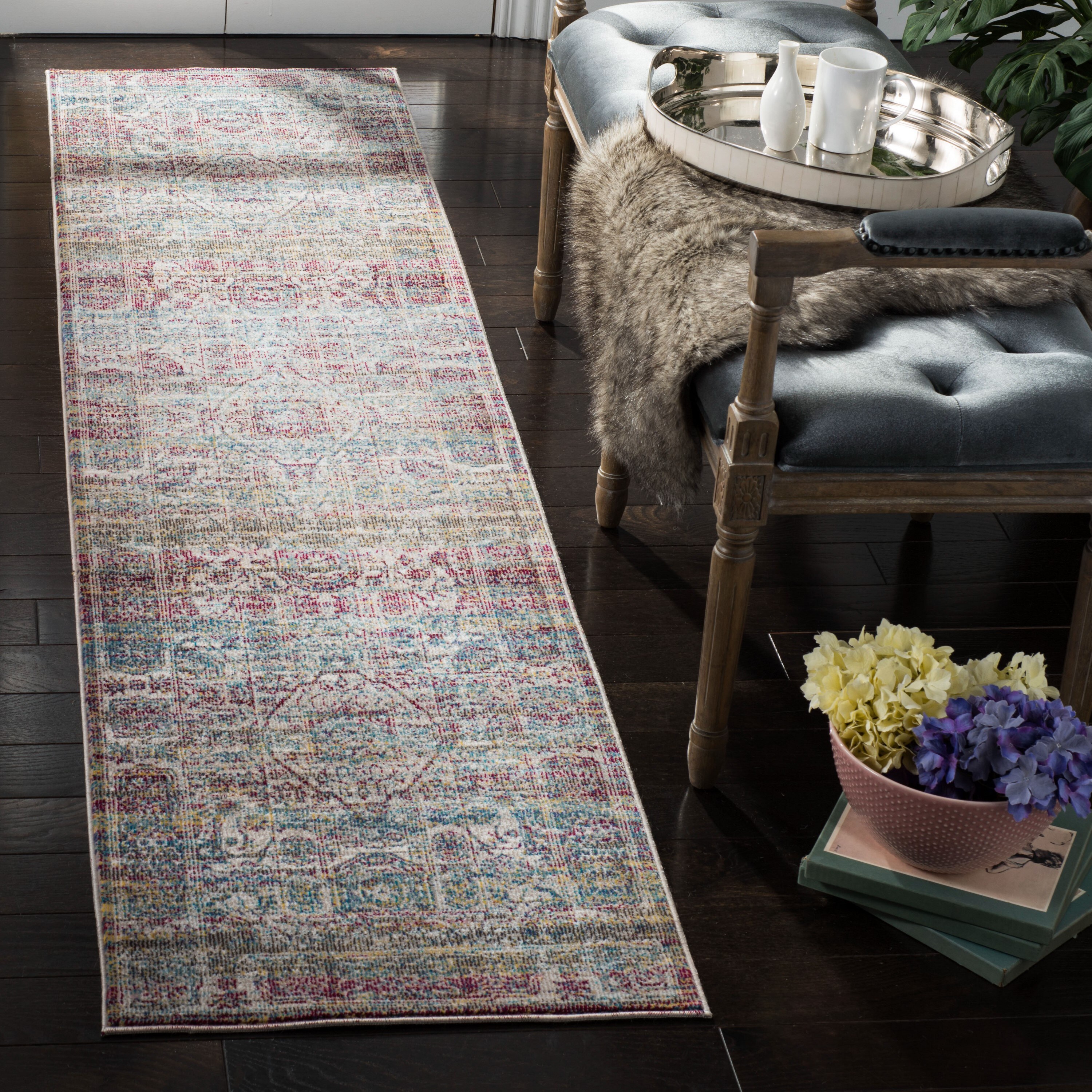 Safavieh ARA179R-28 Aria Ava 2 x 8 (ft) Loomed Polypropylene Red/Creme Rectangular Indoor Distressed/Overdyed Vintage Runner rug