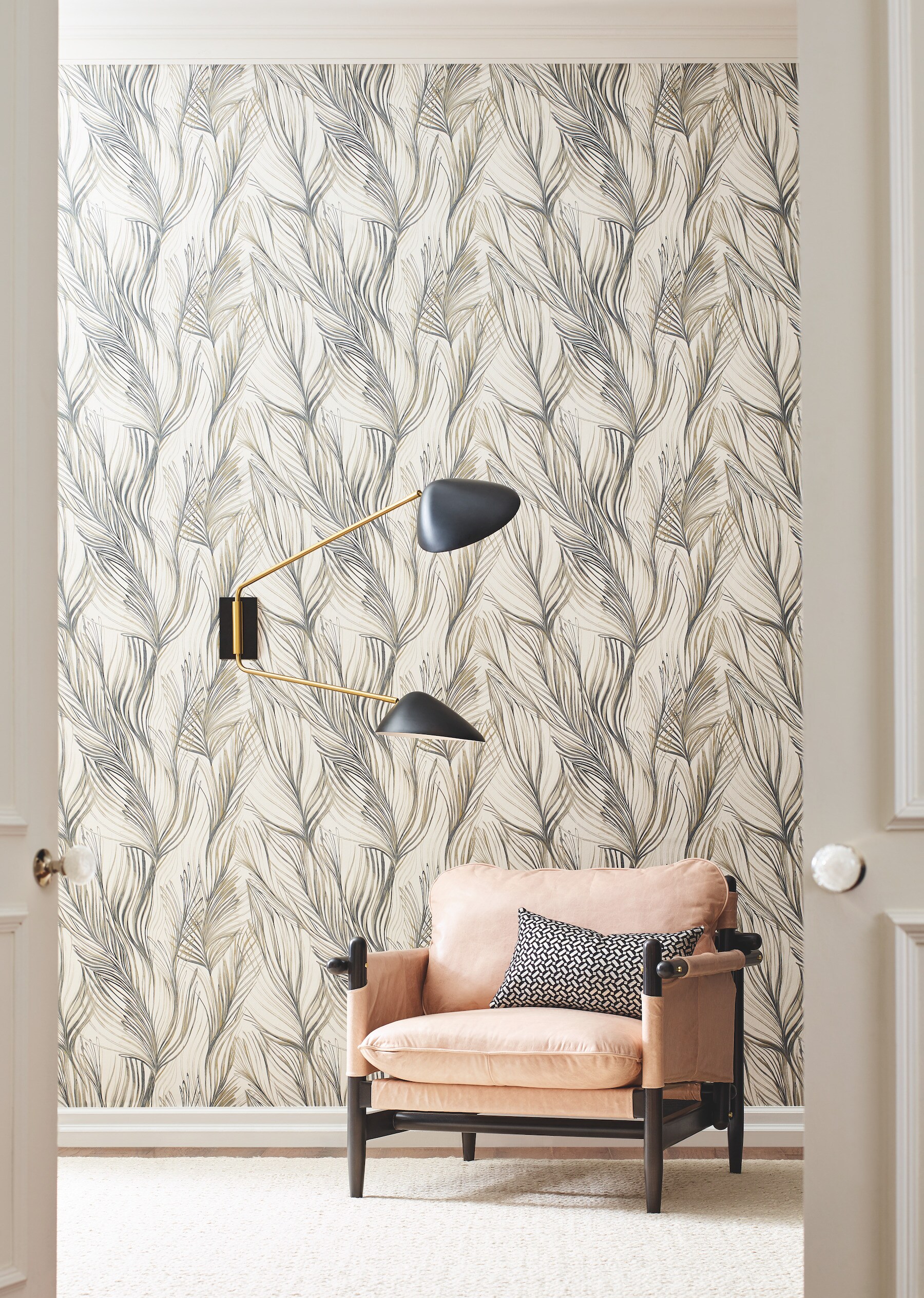 York Wallcoverings NA0503 Candice Olson Botanical Dreams 60.8-Sq. Feet Gray Non-woven Ivy/Vines Unpasted Wallpaper