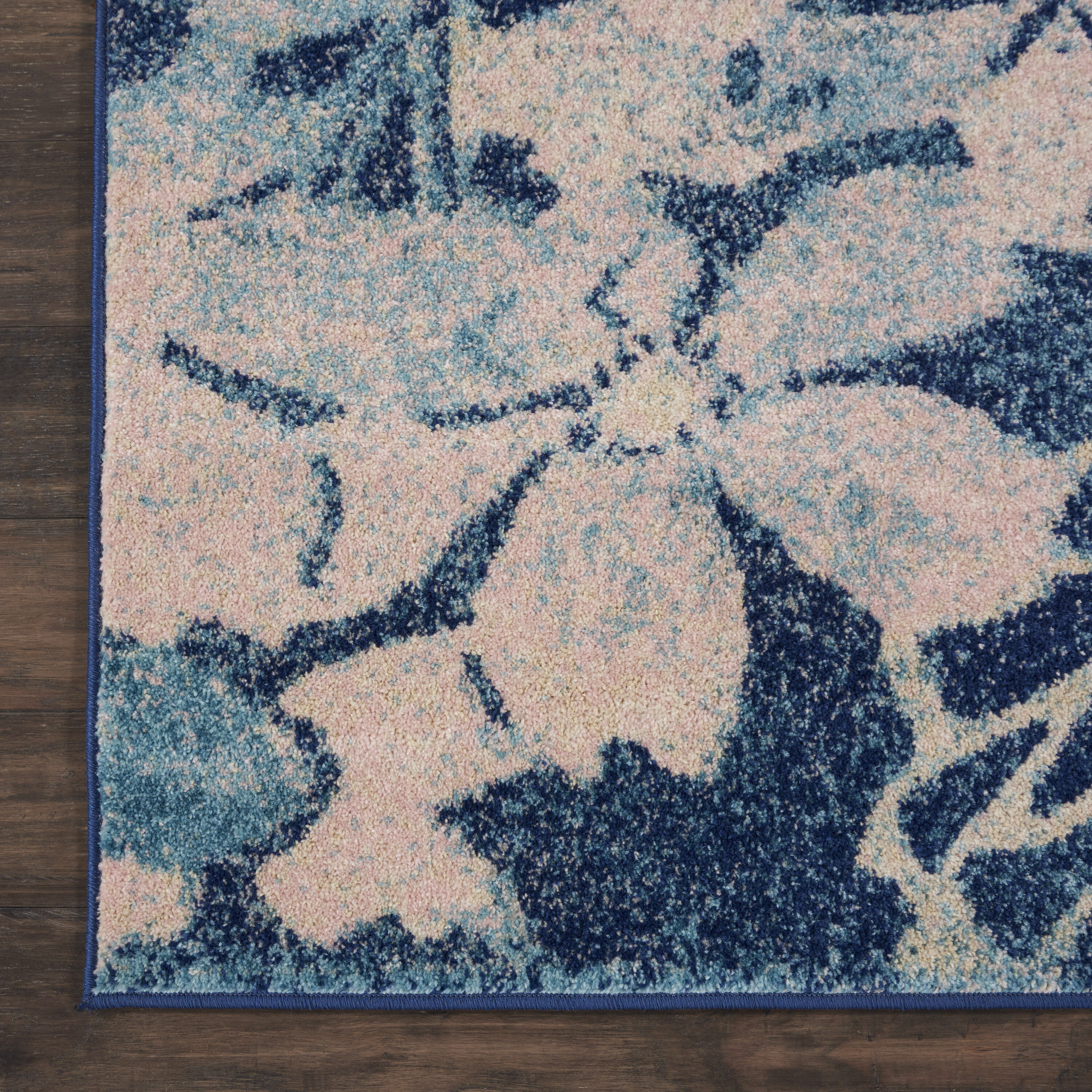 Navy Pink Floral Elegance Viscose 6' x 9' Area Rug