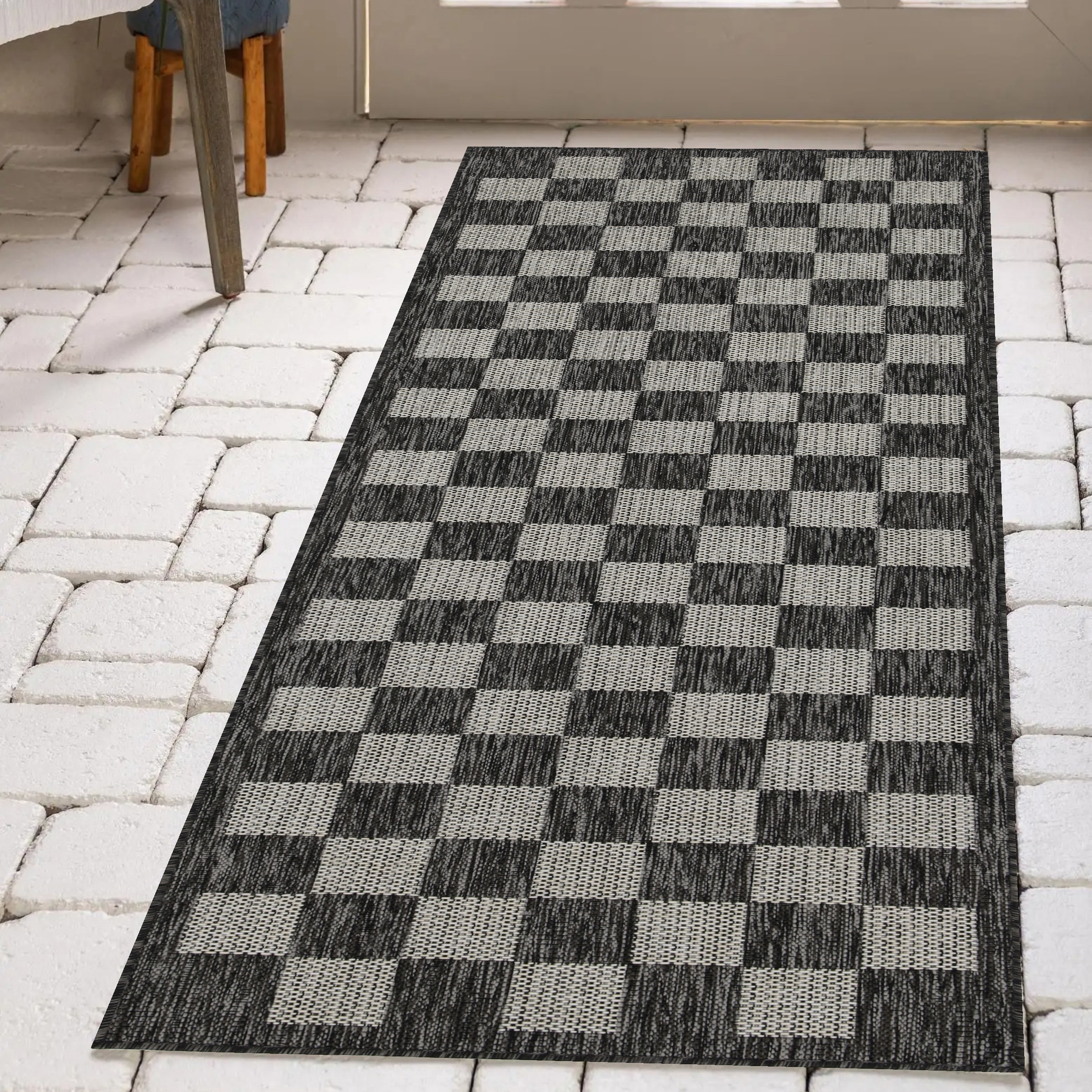 Playa Rug PLY-DAY-BLK-IVO-2X8 rugs - View #2