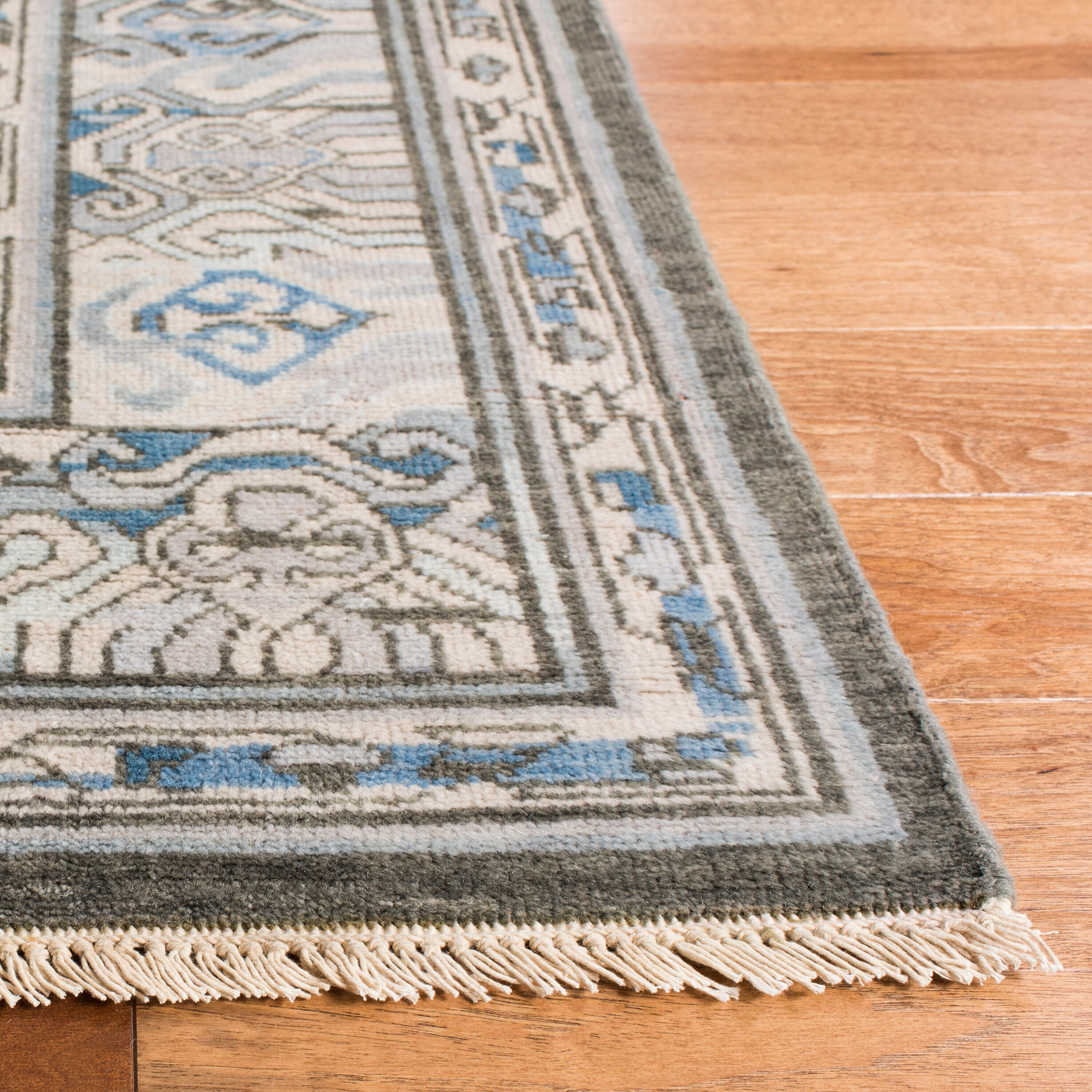 Safavieh SUL1080A-9 rugs - View #4