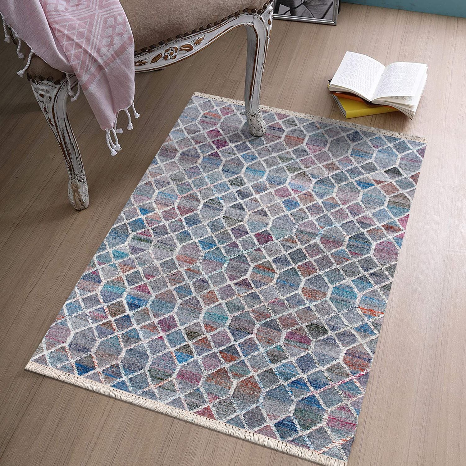 LR Home 2226A3184934J8 4 X 6 (ft) White/Blue/Red/Orange Indoor Geometric Area Rug