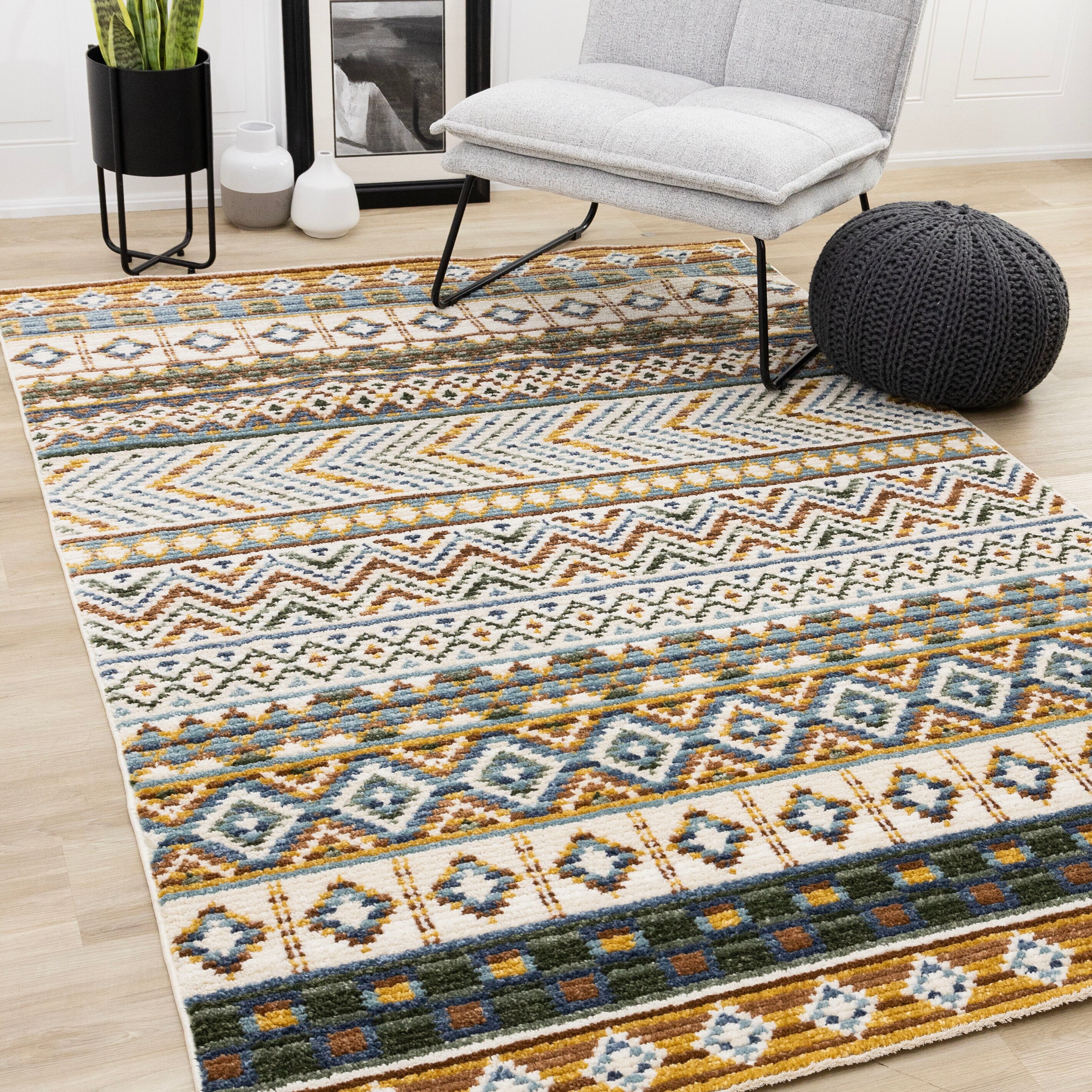 Rug Branch 5' x 8' Tribal Southwestern Indoor Area Rug Cream Cream ...