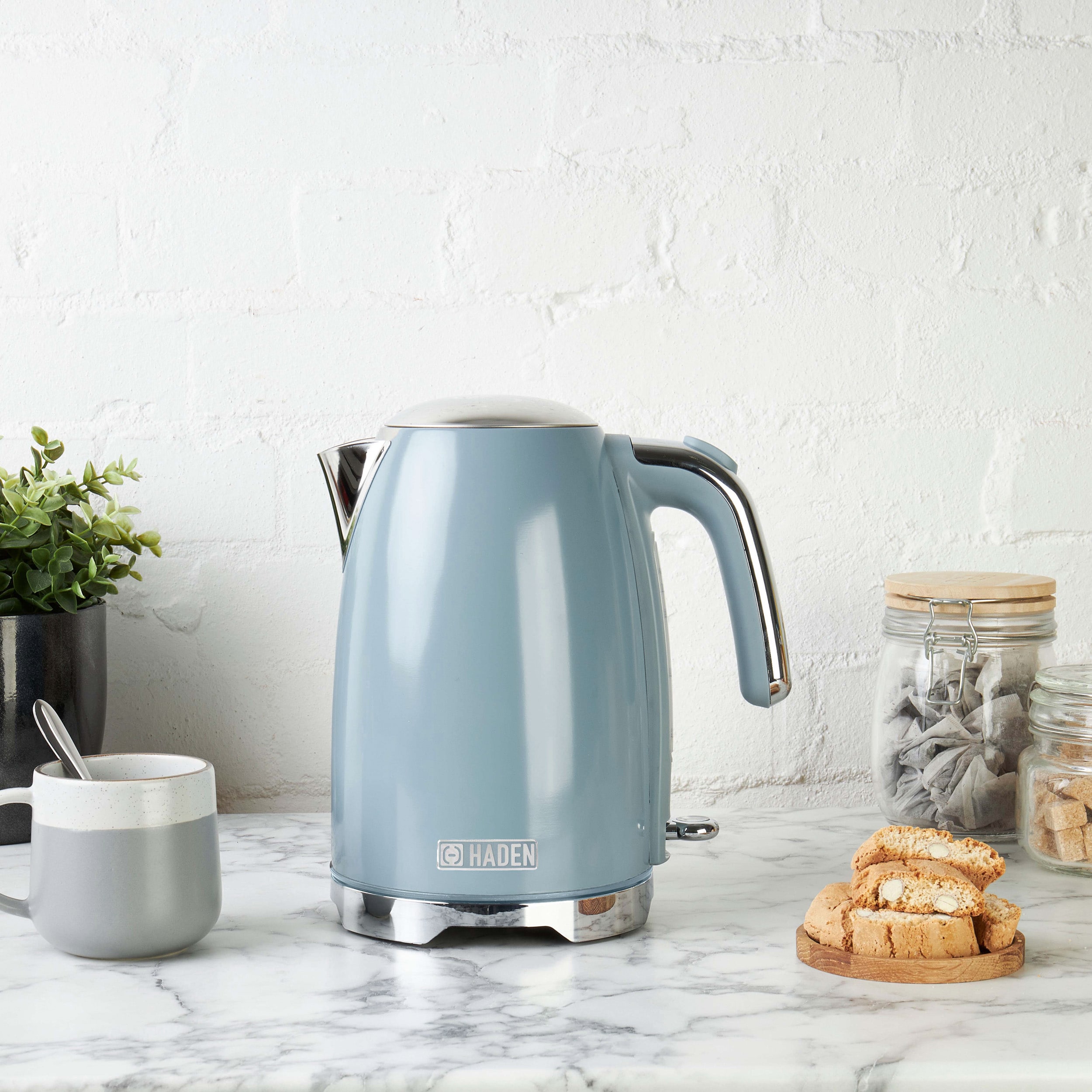 Haden Sky Blue 7-Cup Cordless Electric Kettle in the Water Boilers & Kettles  department at