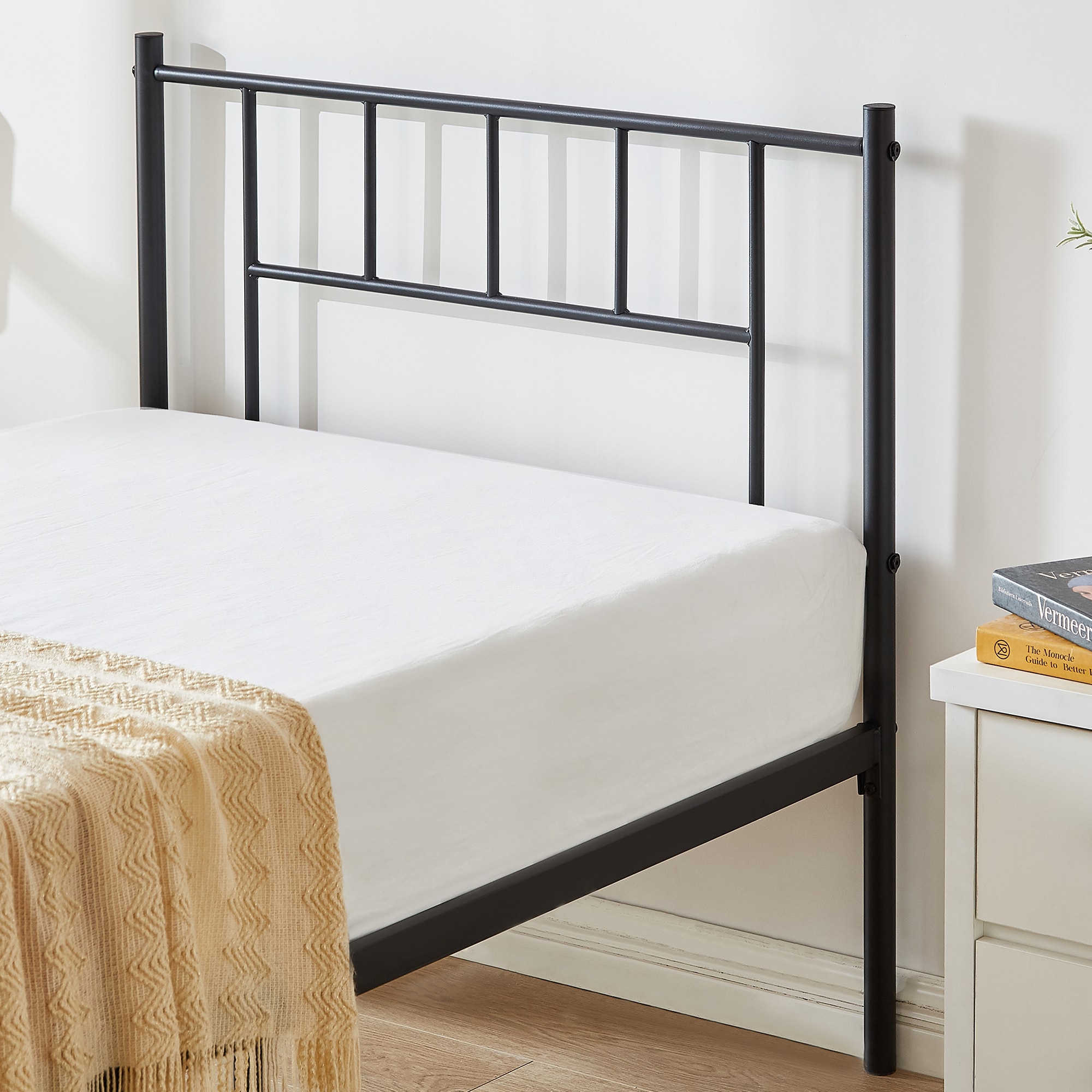 Vecelo LOE-T39-BLK beds - View #6