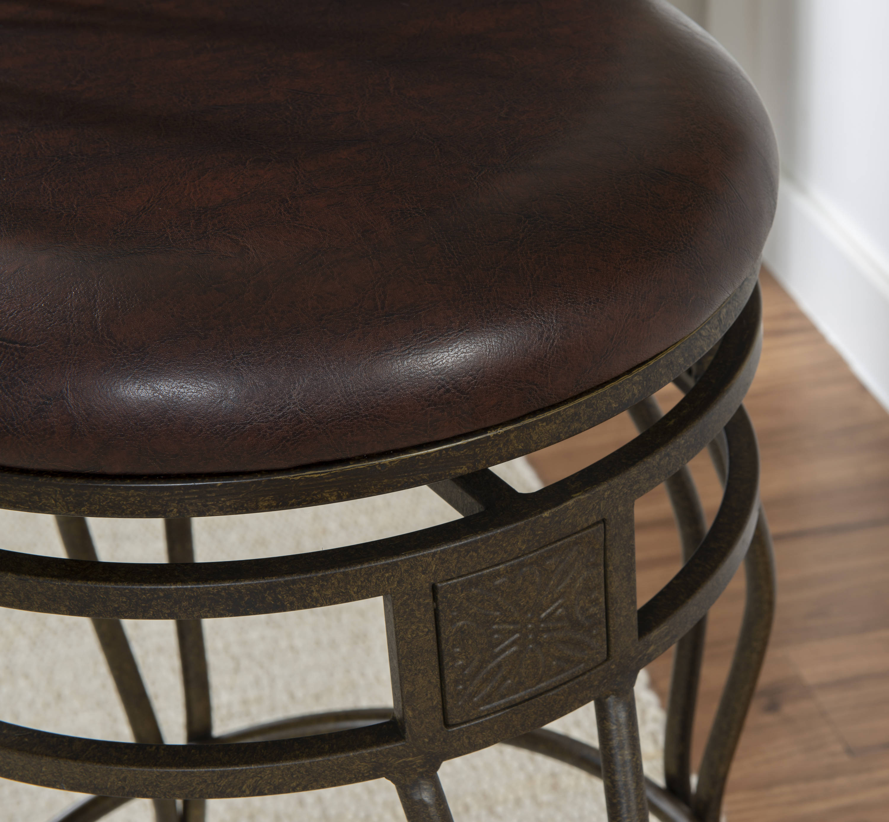 Oval back counter online stool