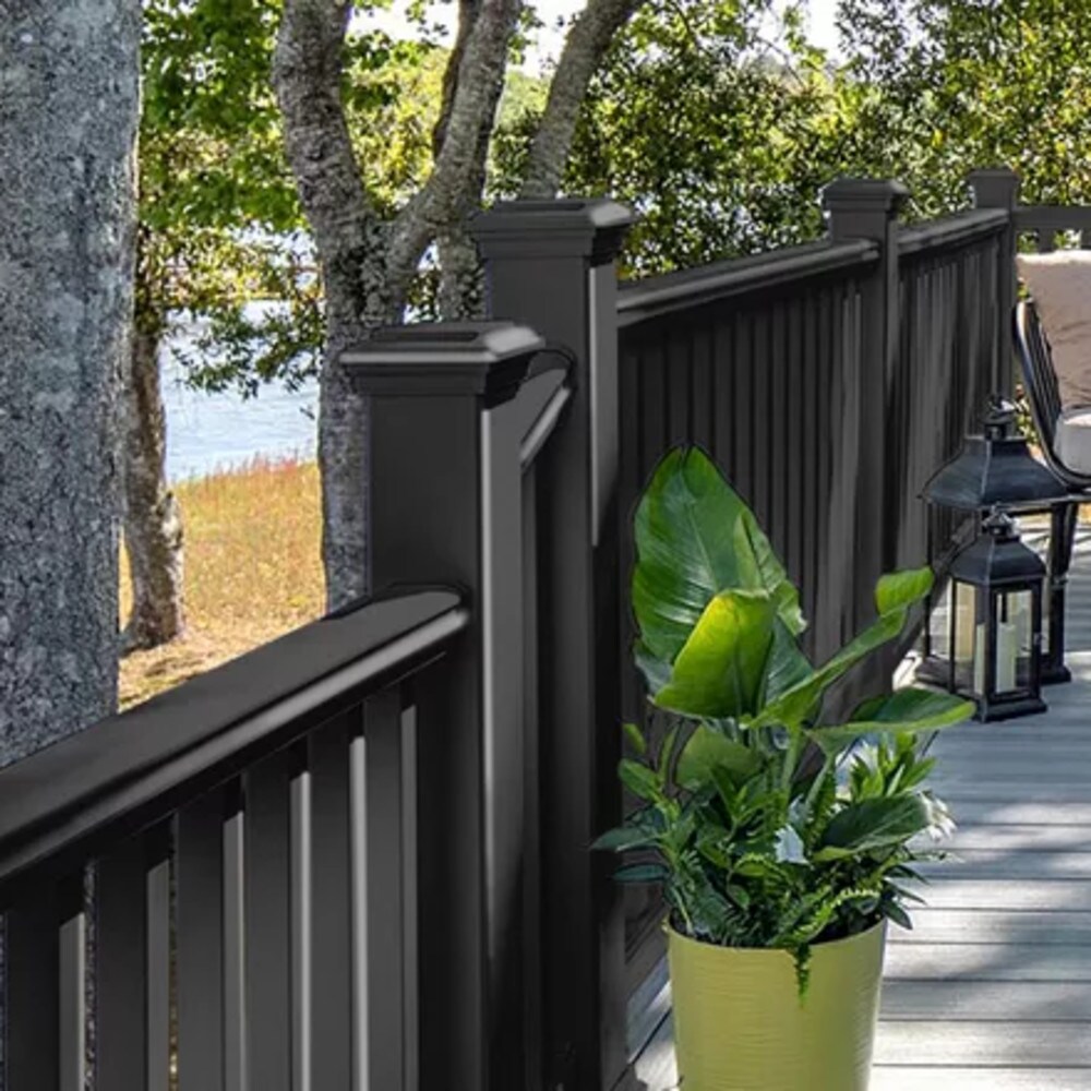 Trex BK0842HRKFS railings - View #2