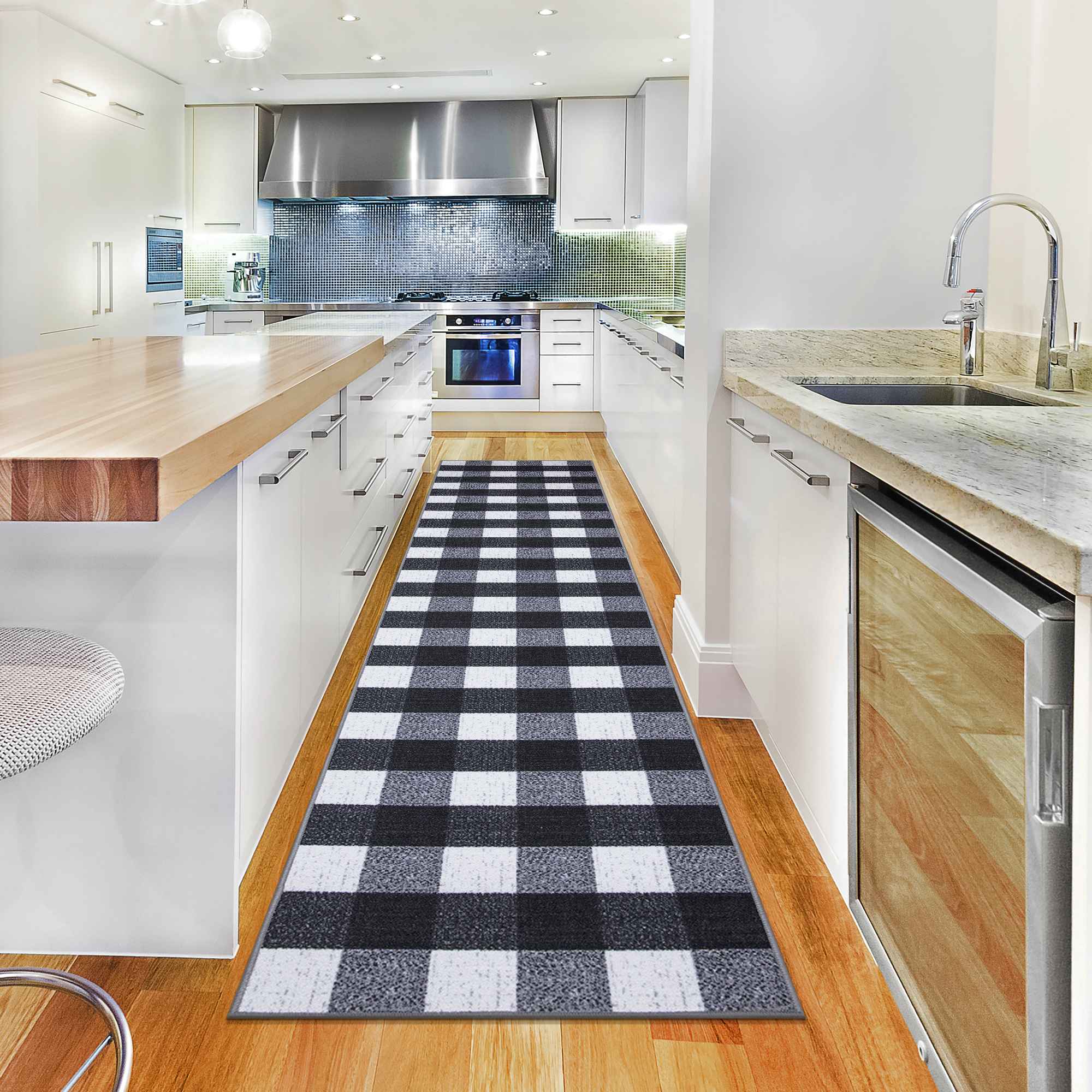 Ottomanson Classics x 10 Black Checkered Indoor Geometric Runner Rug in  the Rugs department at