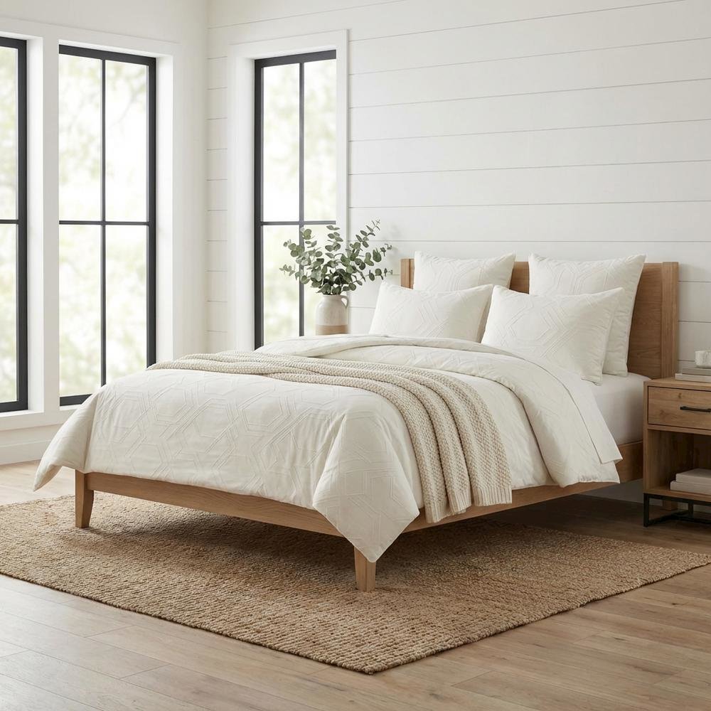 Michael Amini BCS-QS04-QUNCY-IVY Comforters-And-Bedspreads - View #2