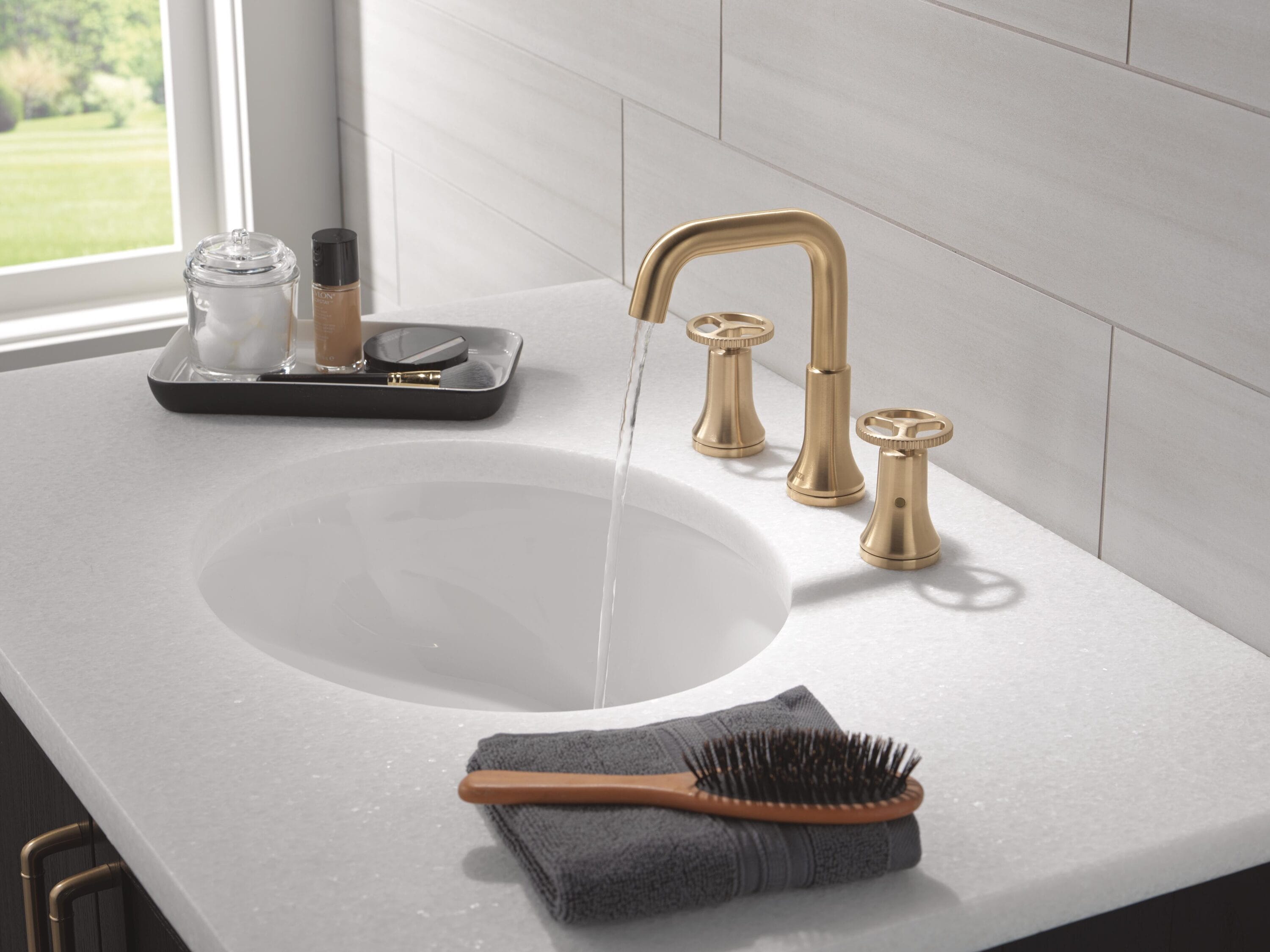 Delta 35547-CZMPU-DST Lavatory-Faucets - View #2