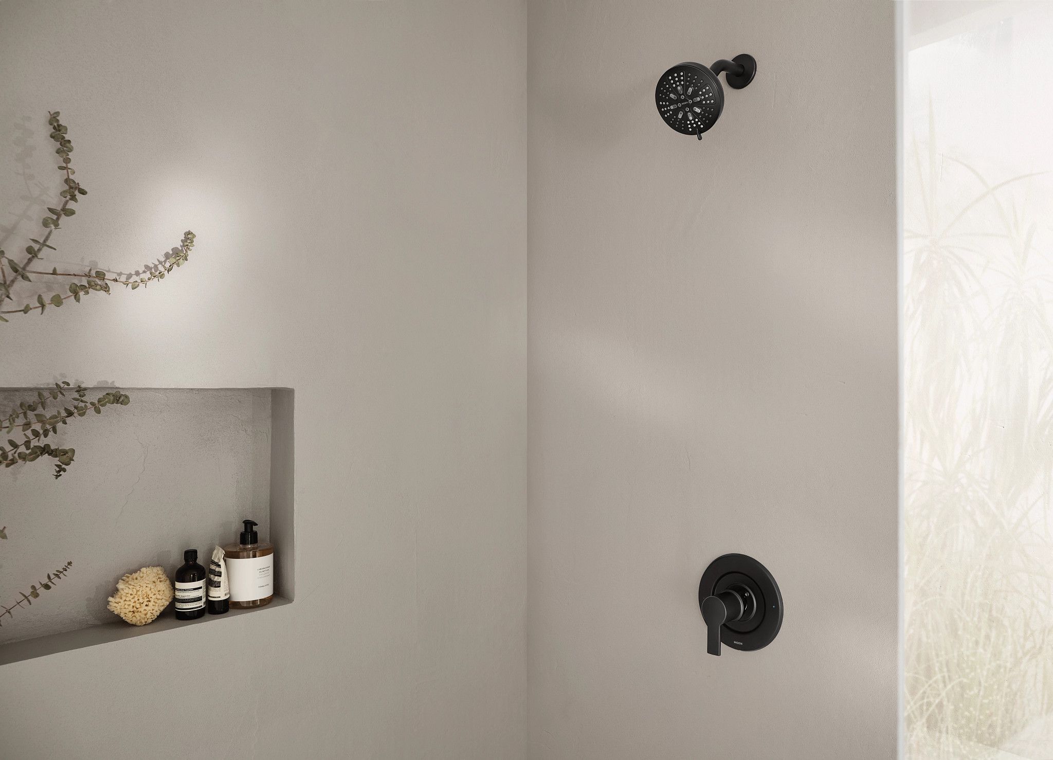 Moen 200W0BL Fixed-Showerhead - View #3