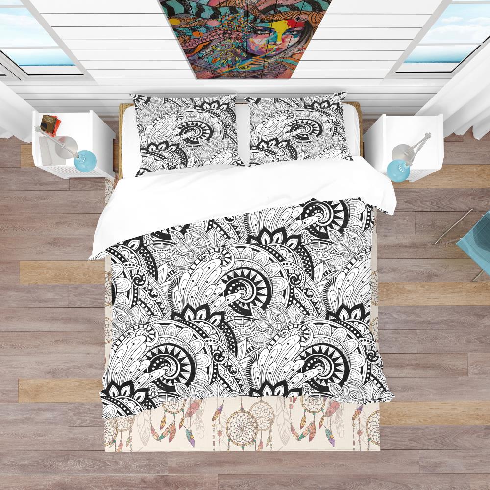 Designart BED18985-Q bedding - View #3