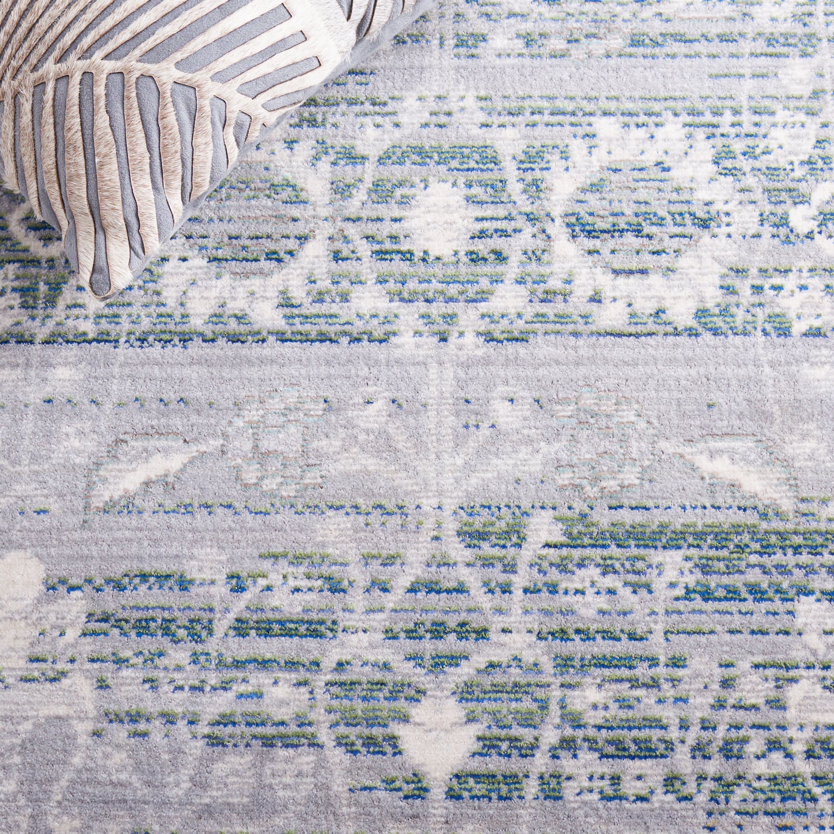 Safavieh VAL118C-28 rugs - View #6