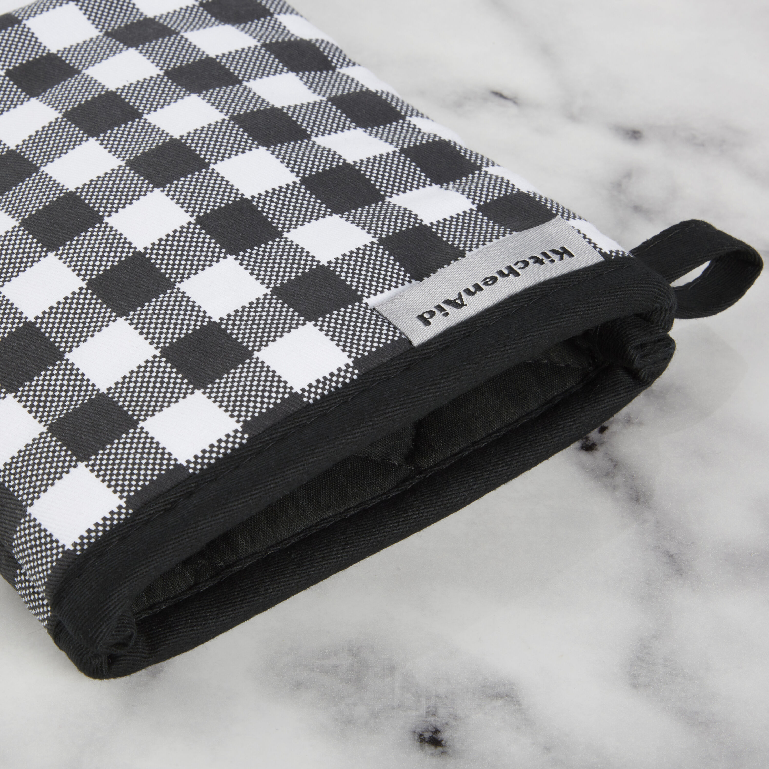 Onyx Black and White Gingham Cotton Oven Mitt Set, 7" x 13", 2-Piece