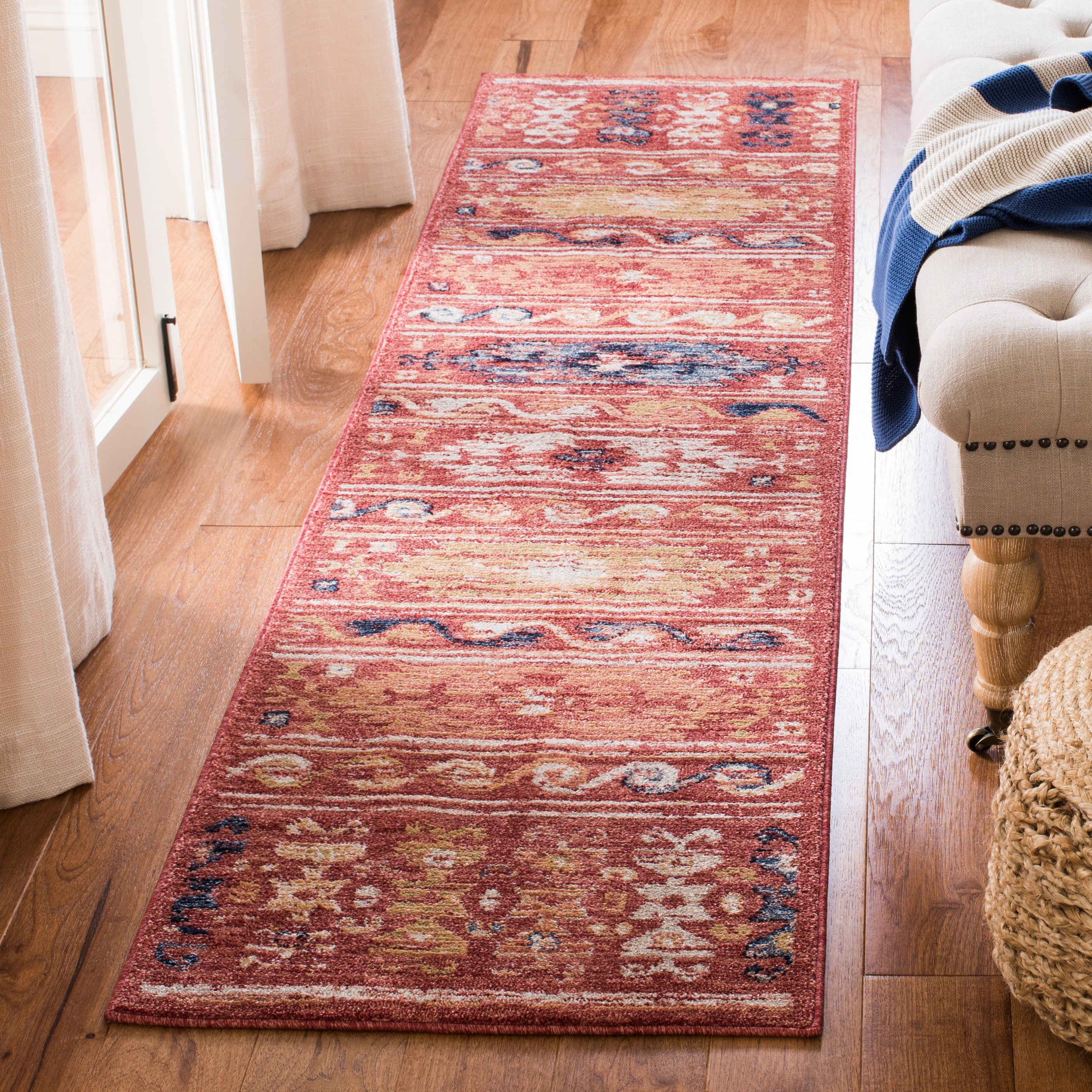 Safavieh CHL421Q-28 Charleston Qashqai 2 x 8 (ft) Loomed Polypropylene Rust/Ivory Rectangular Indoor Distressed/Overdyed Southwestern Runner rug