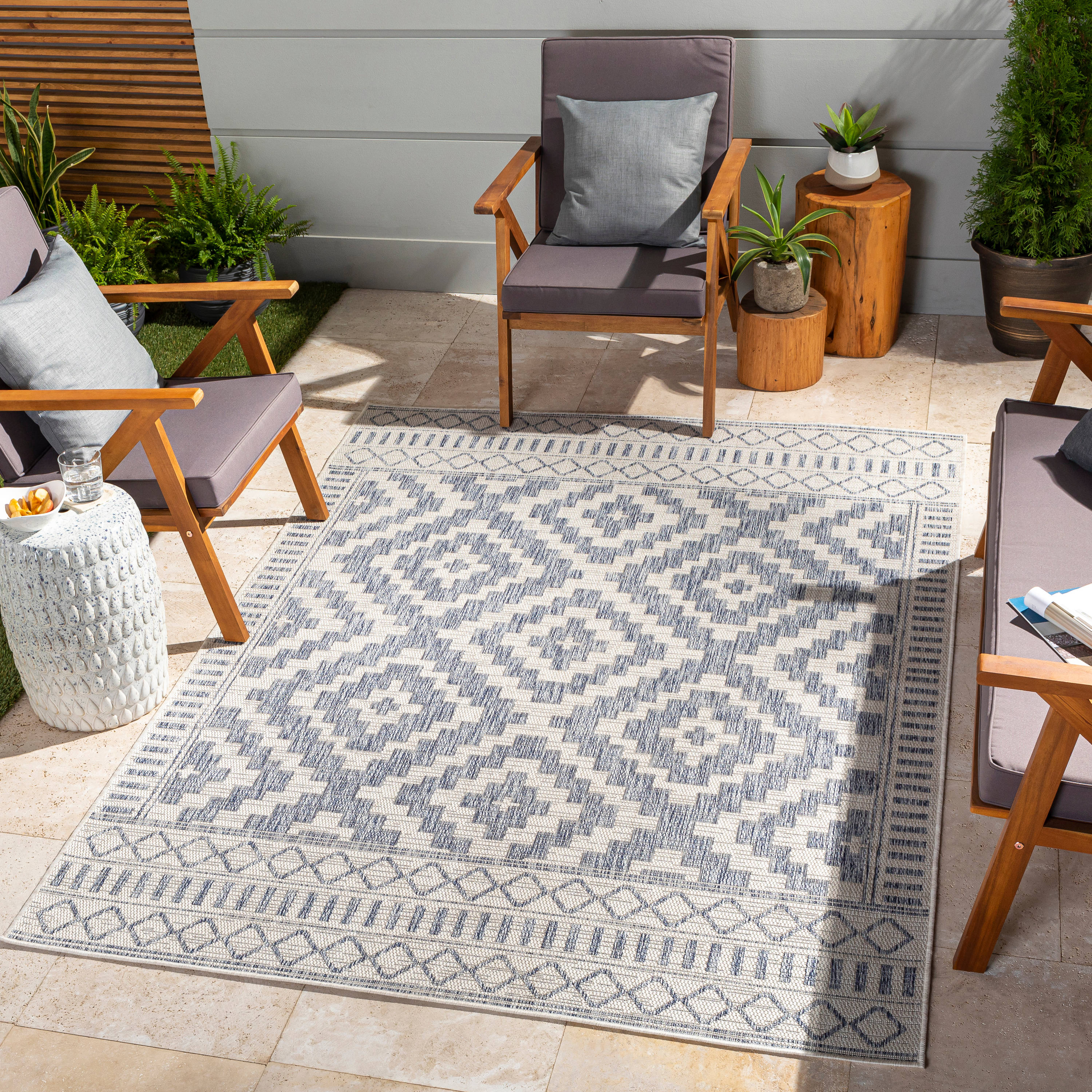 Faded Turkish Indoor/Outdoor Area Rug, 7x9