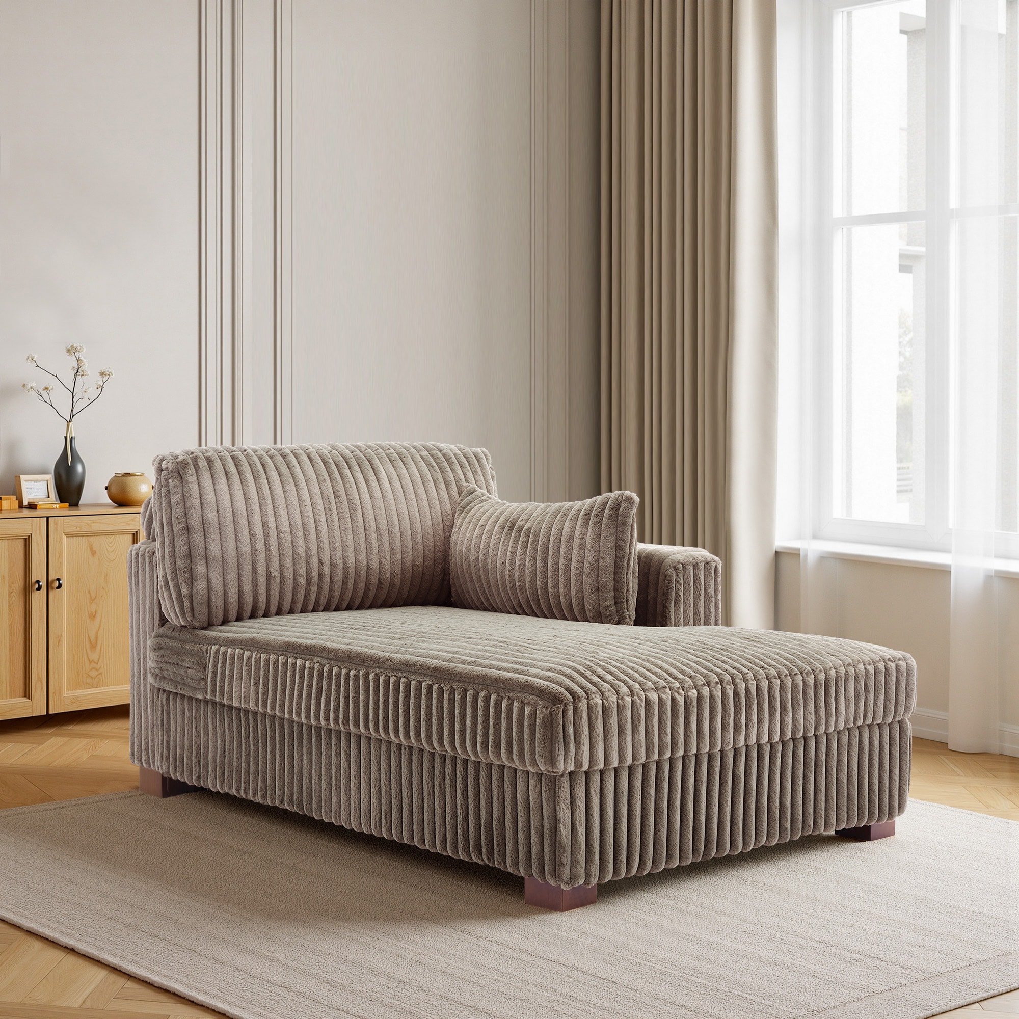Dreamsidea LS-CS02F-RH LBRO-L Oversized Upholstered Chaise Lounge - Faux Fur Flannel Chaise with Armrests and Toss Pillows